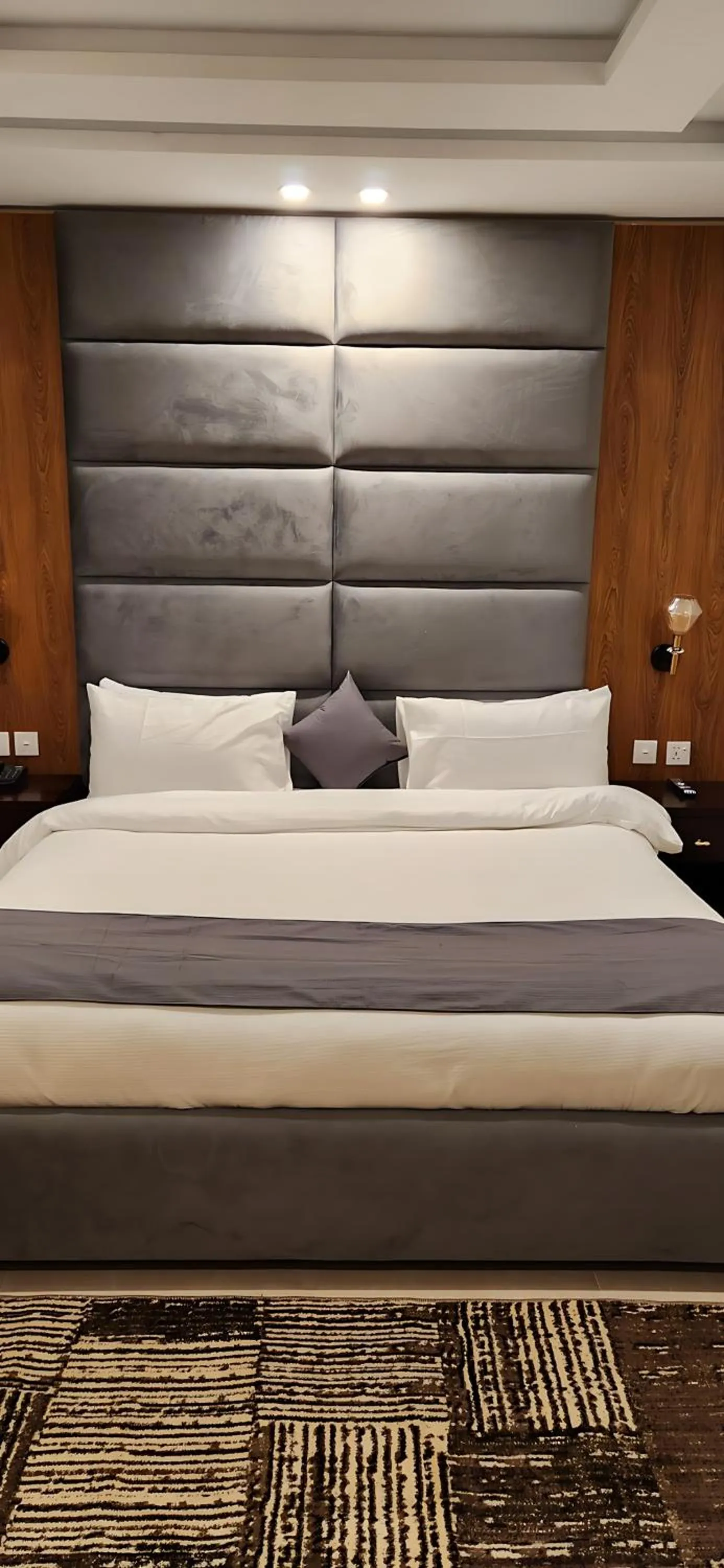 Bedroom in Pinemont Hotel, Murree