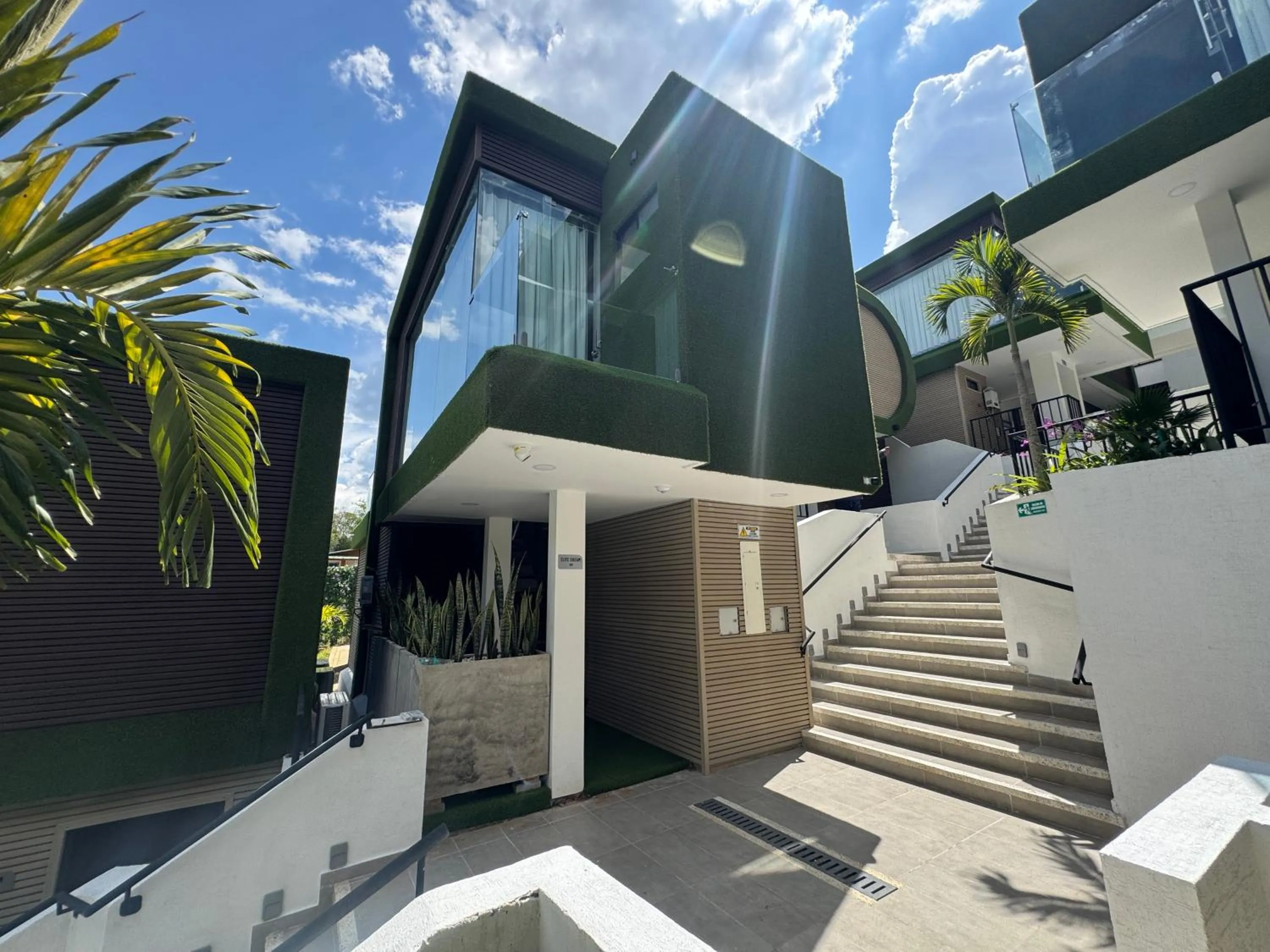 Facade/entrance in Hotel San Gil House