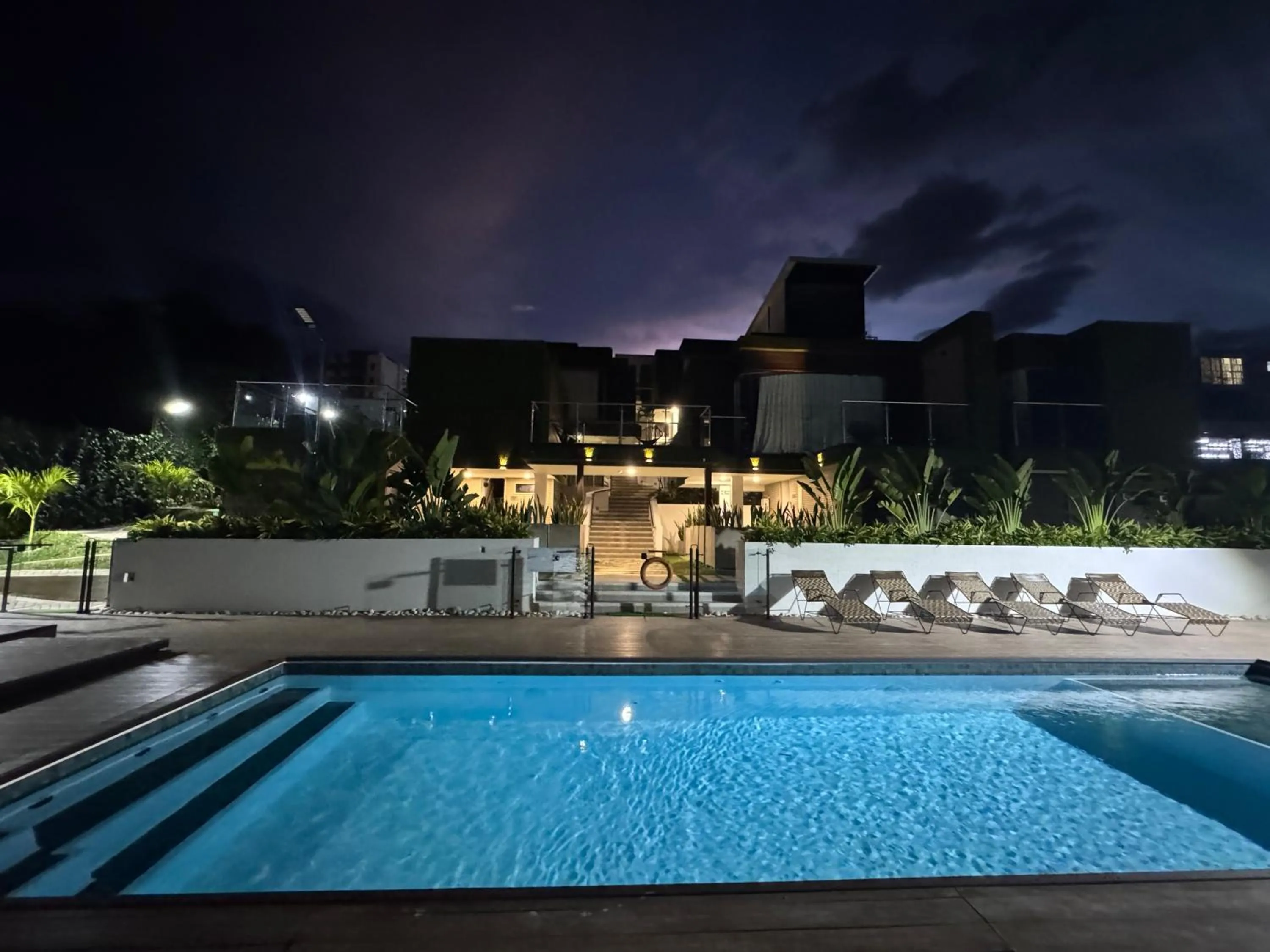 Night in Hotel San Gil House