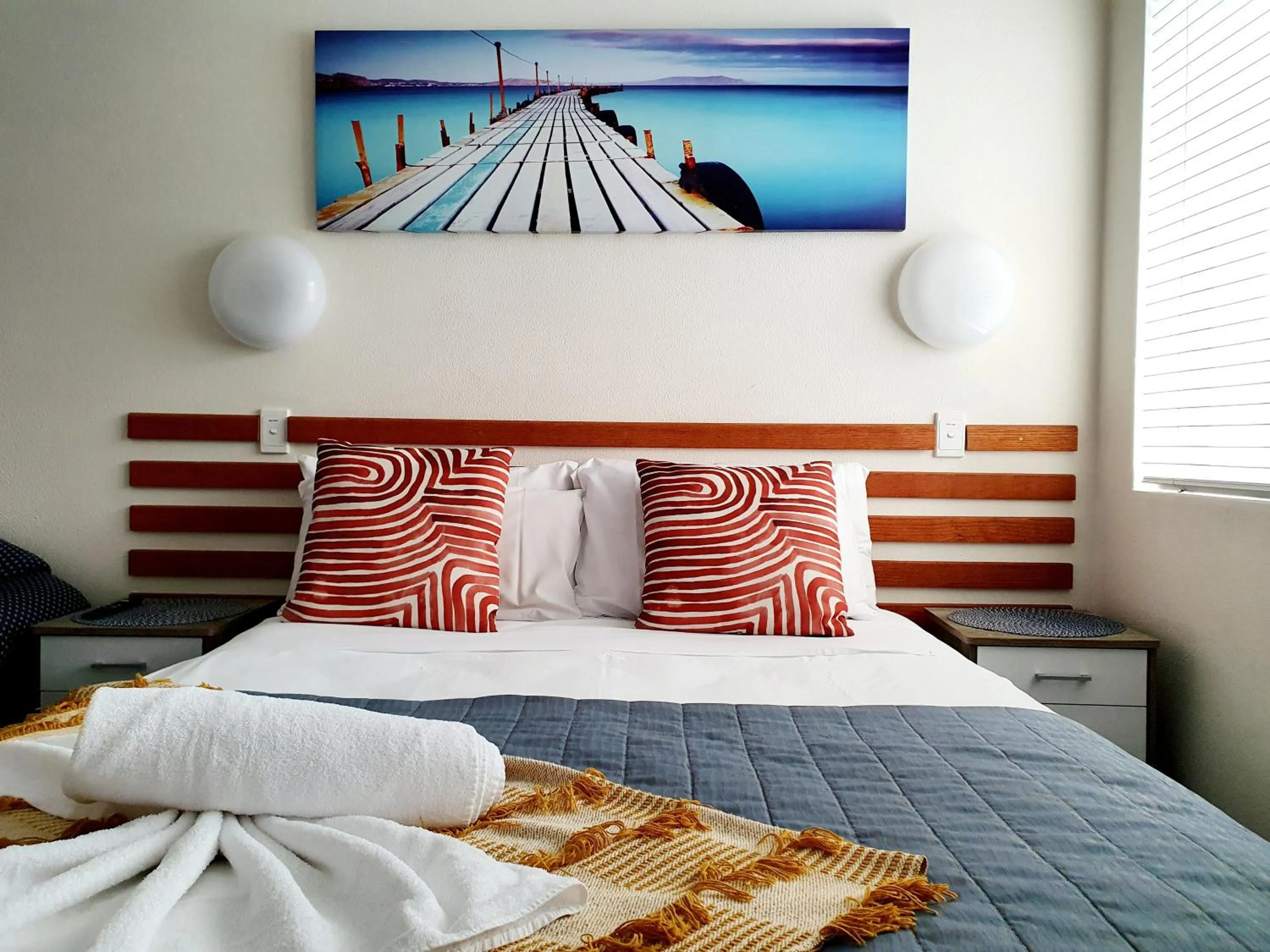 Bed in Oceanside Hawks Nest