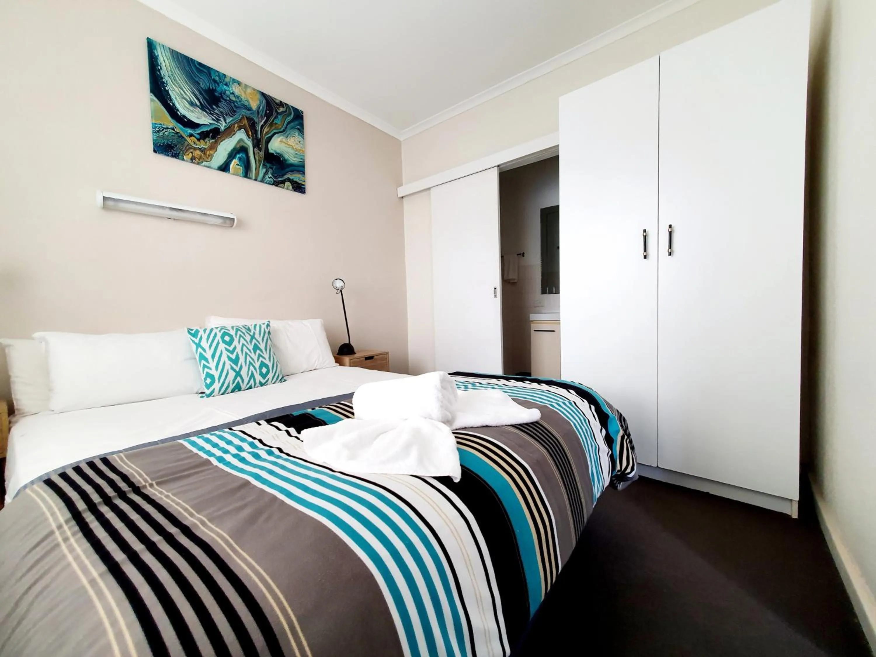 Bed in Oceanside Hawks Nest