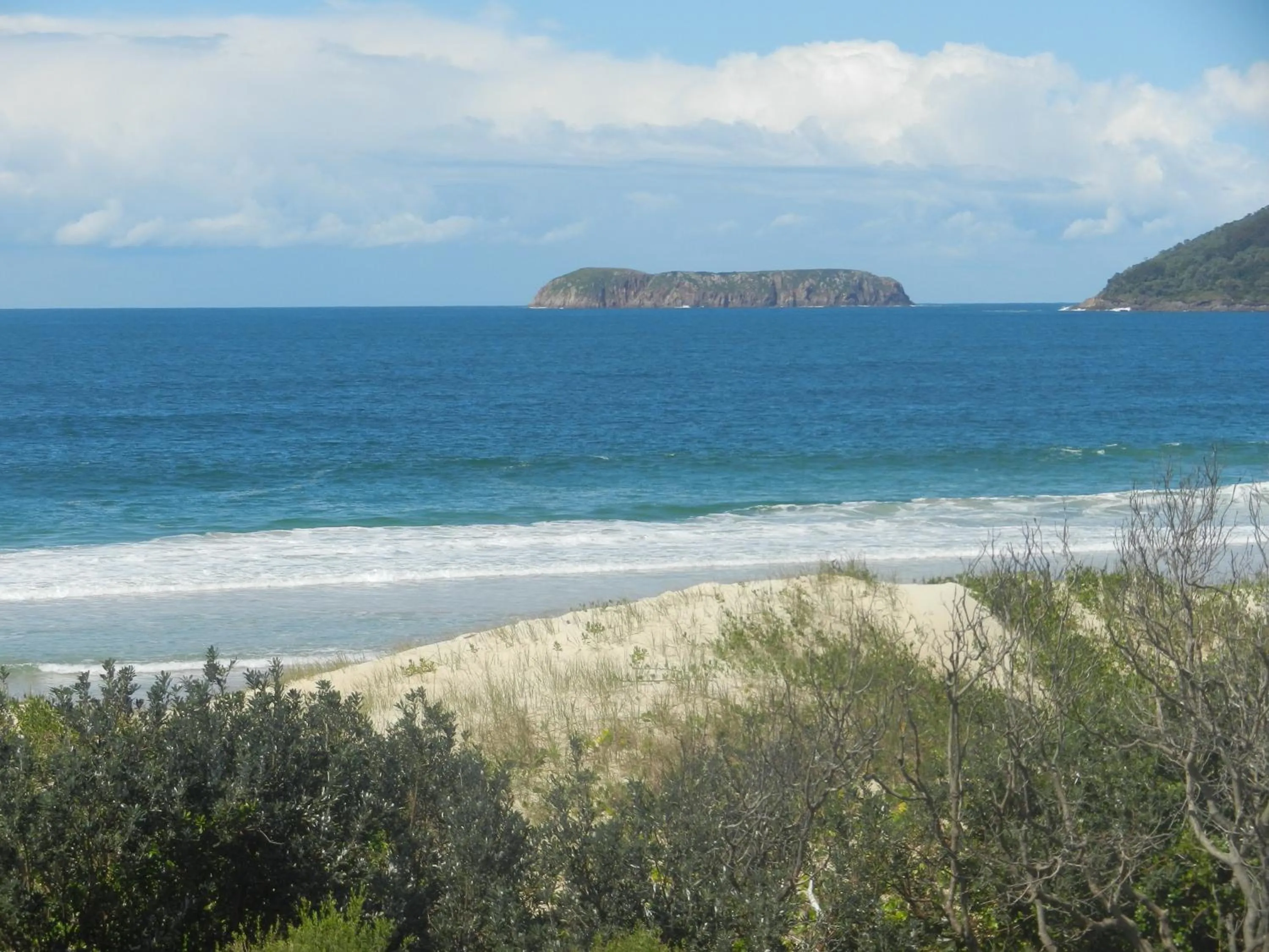 Beach in Oceanside Hawks Nest