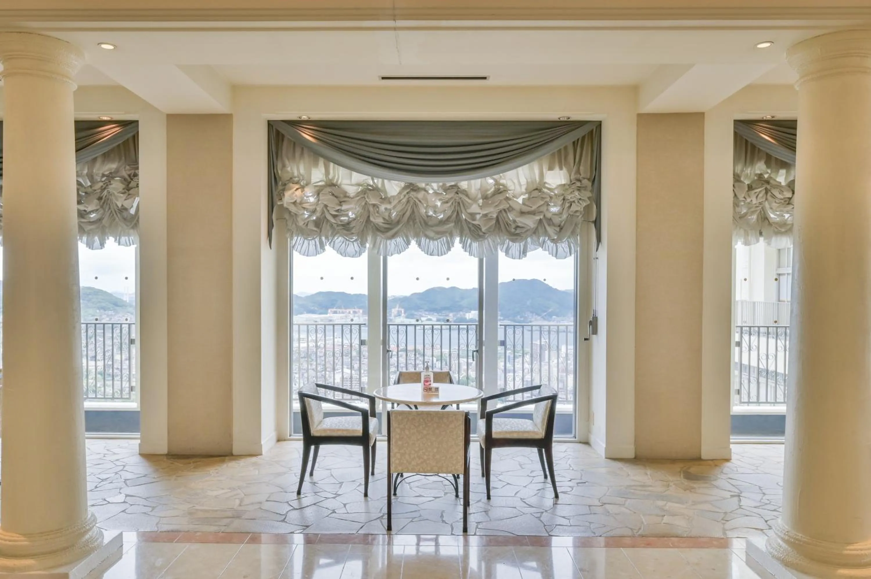 Lobby or reception in Yataro