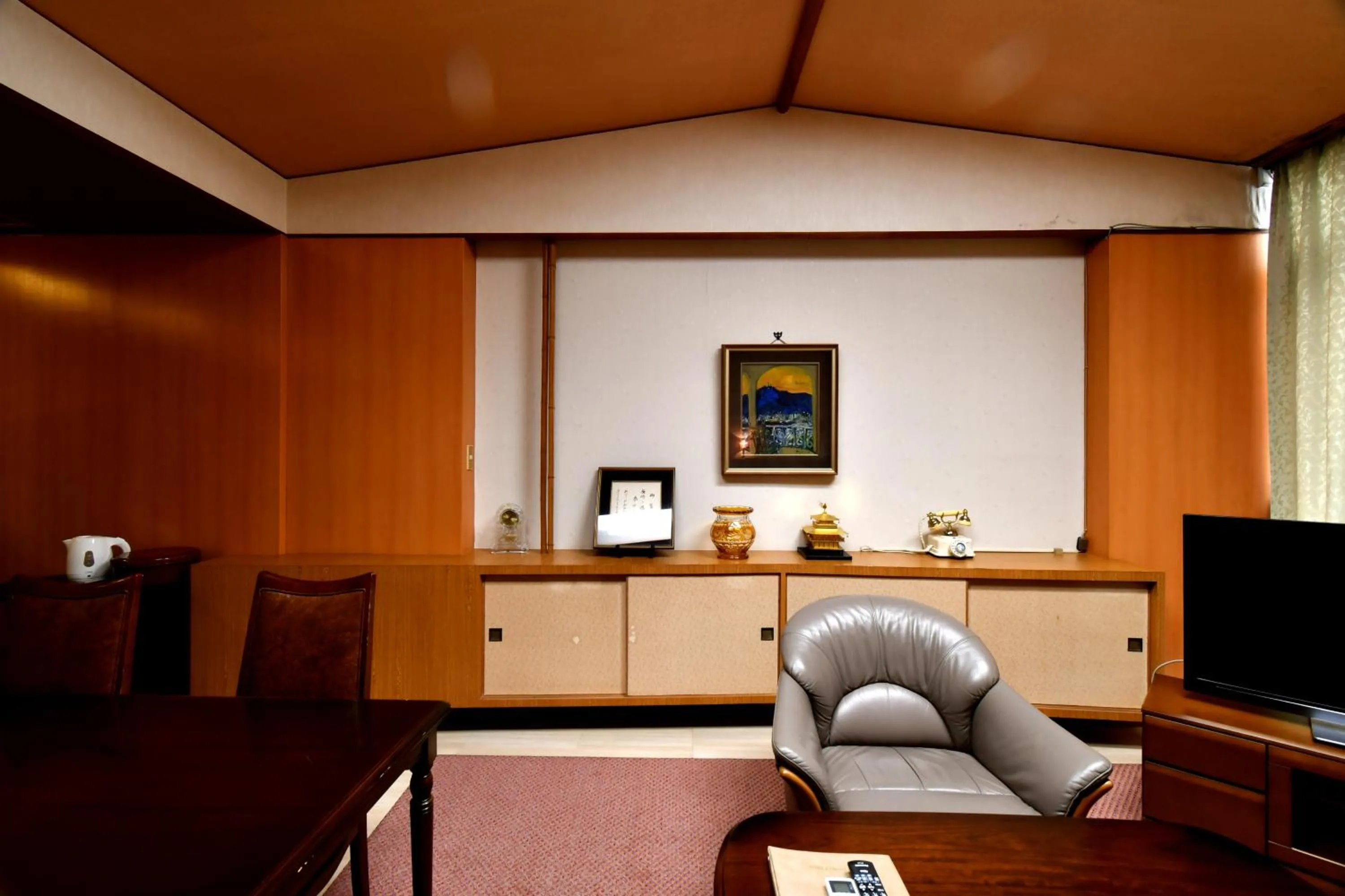 TV and multimedia in Yataro