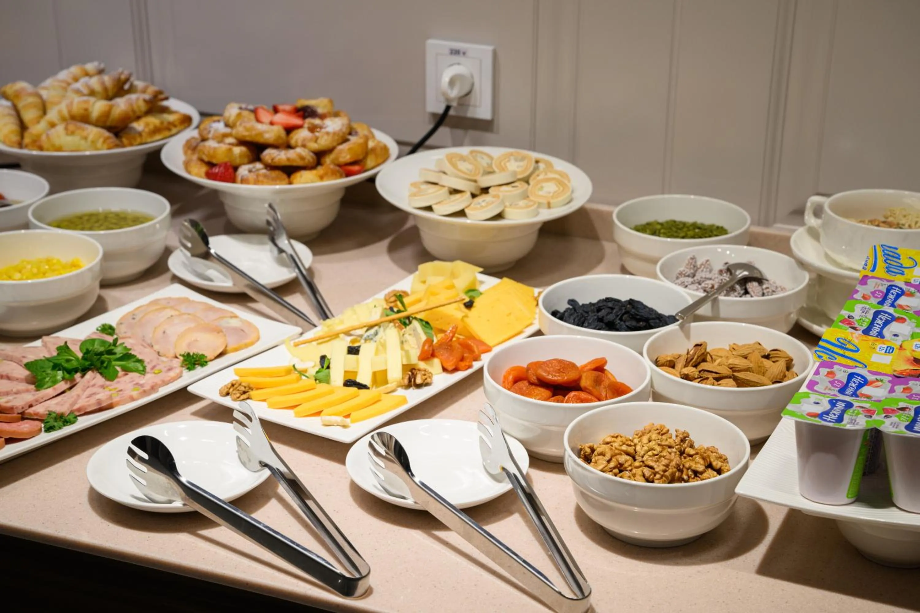 Breakfast in Consti Hotel Tashkent