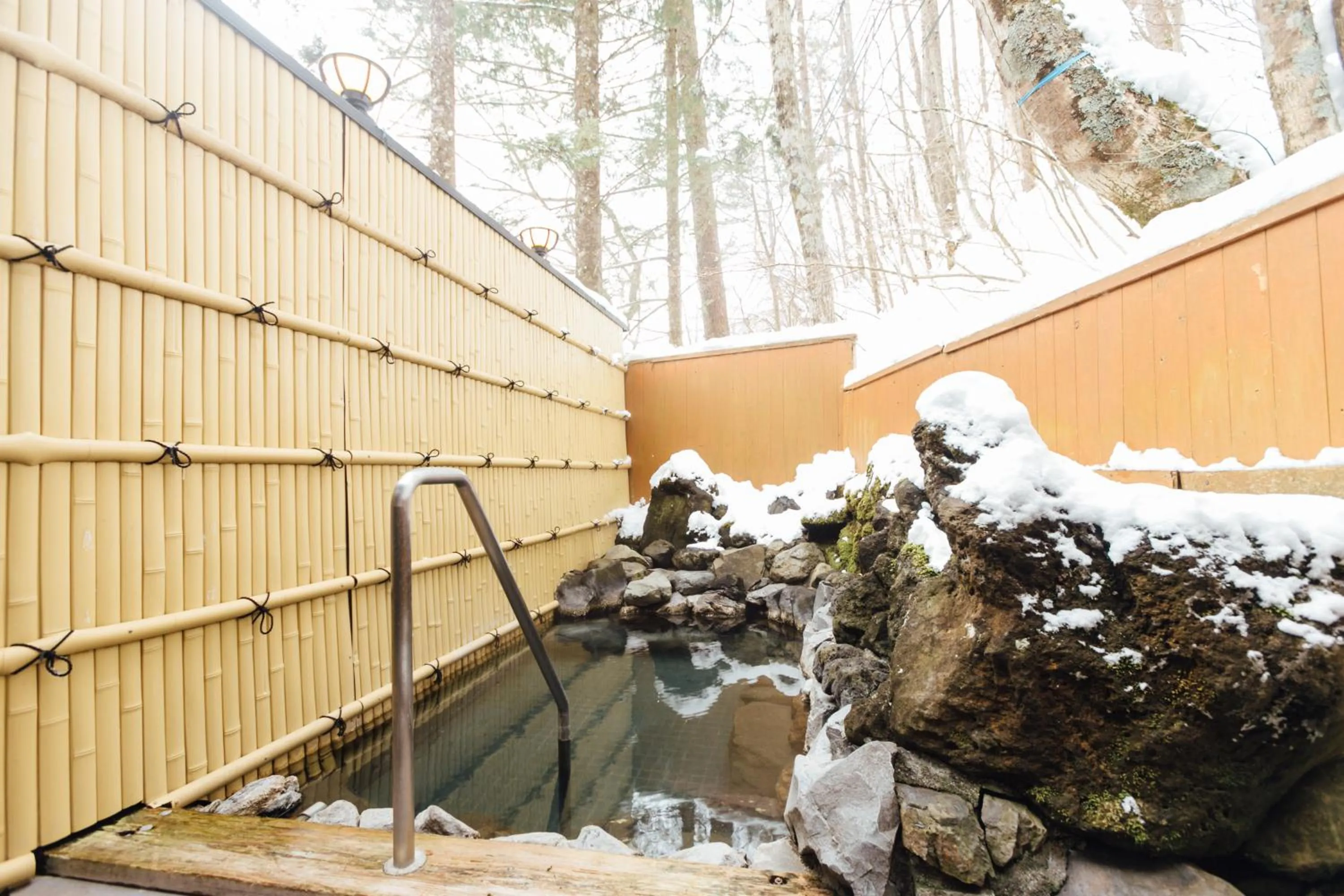Open Air Bath in Kamikochi Hotel