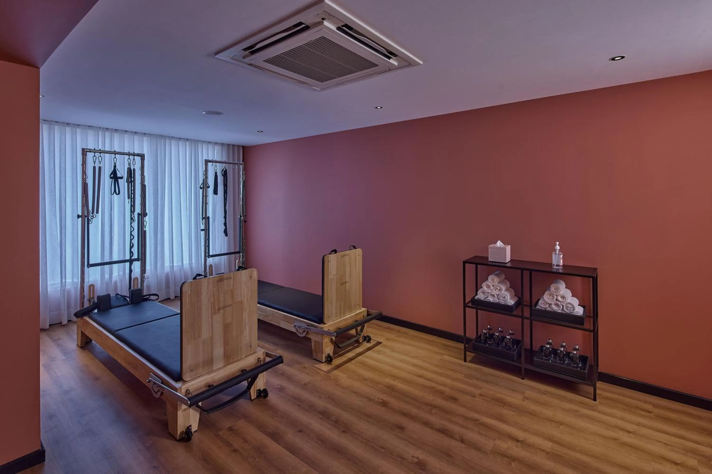 Fitness centre/facilities in ICONIQA Hotel Mumbai International Airport