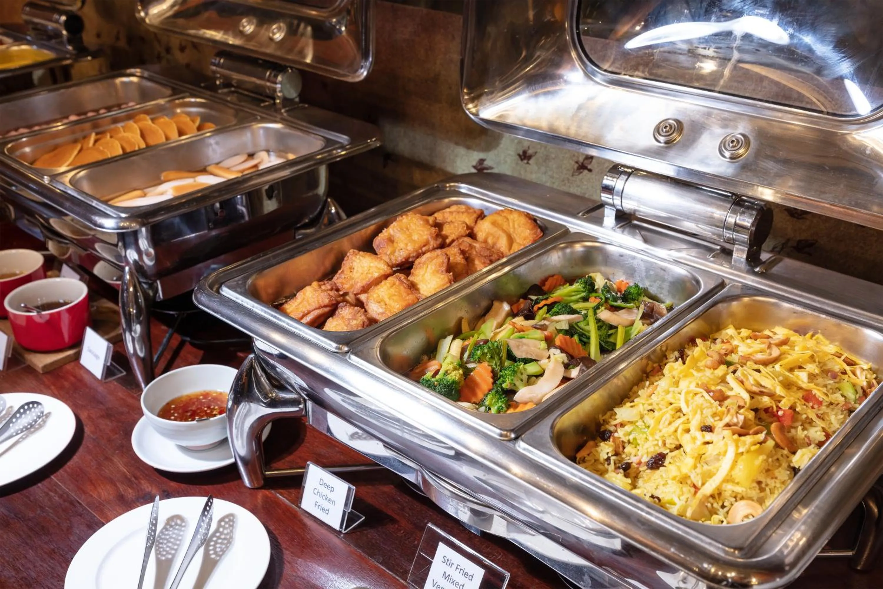 Breakfast in Adelphi Forty-Nine