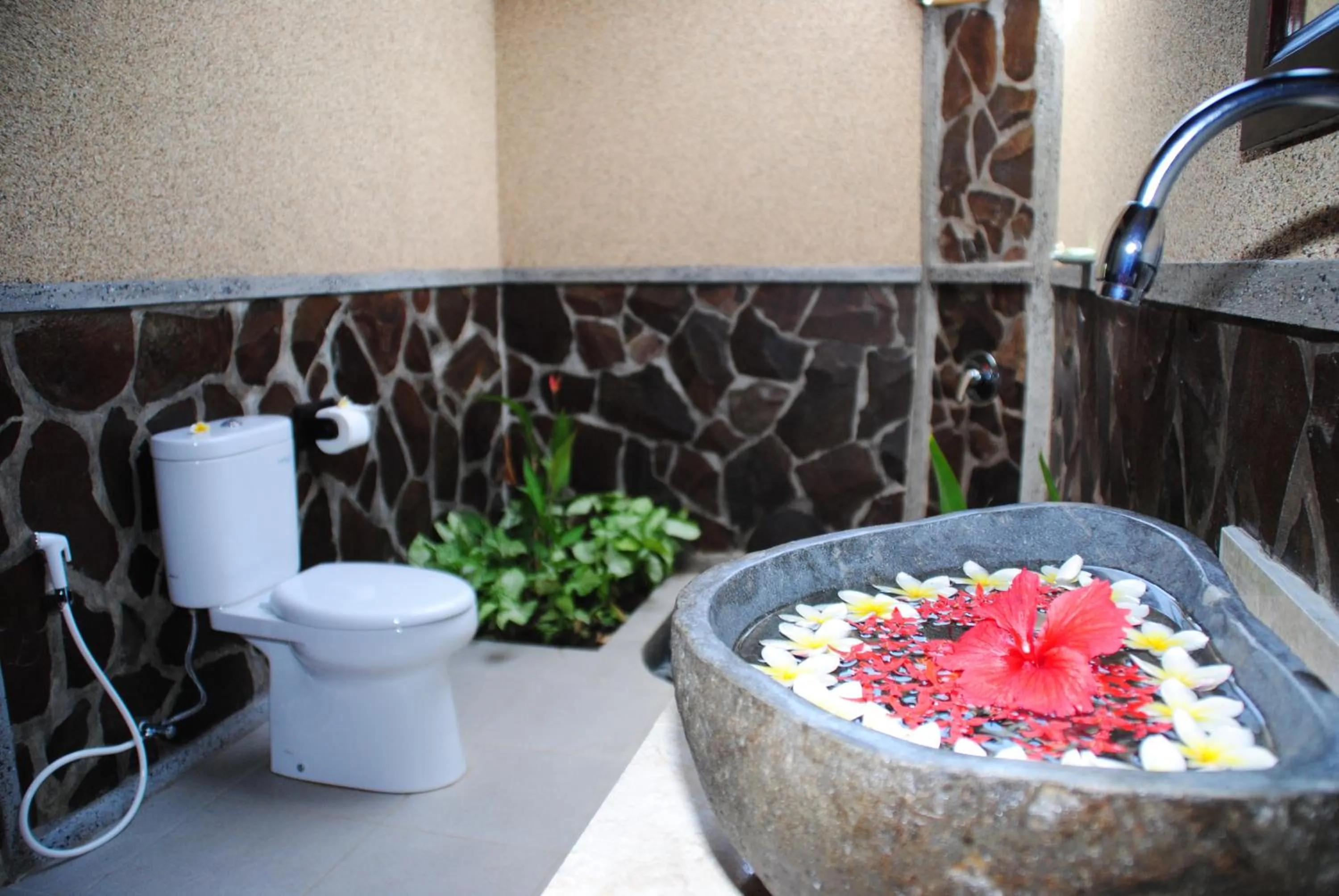 Shower in Oma In Pemuteran Bali