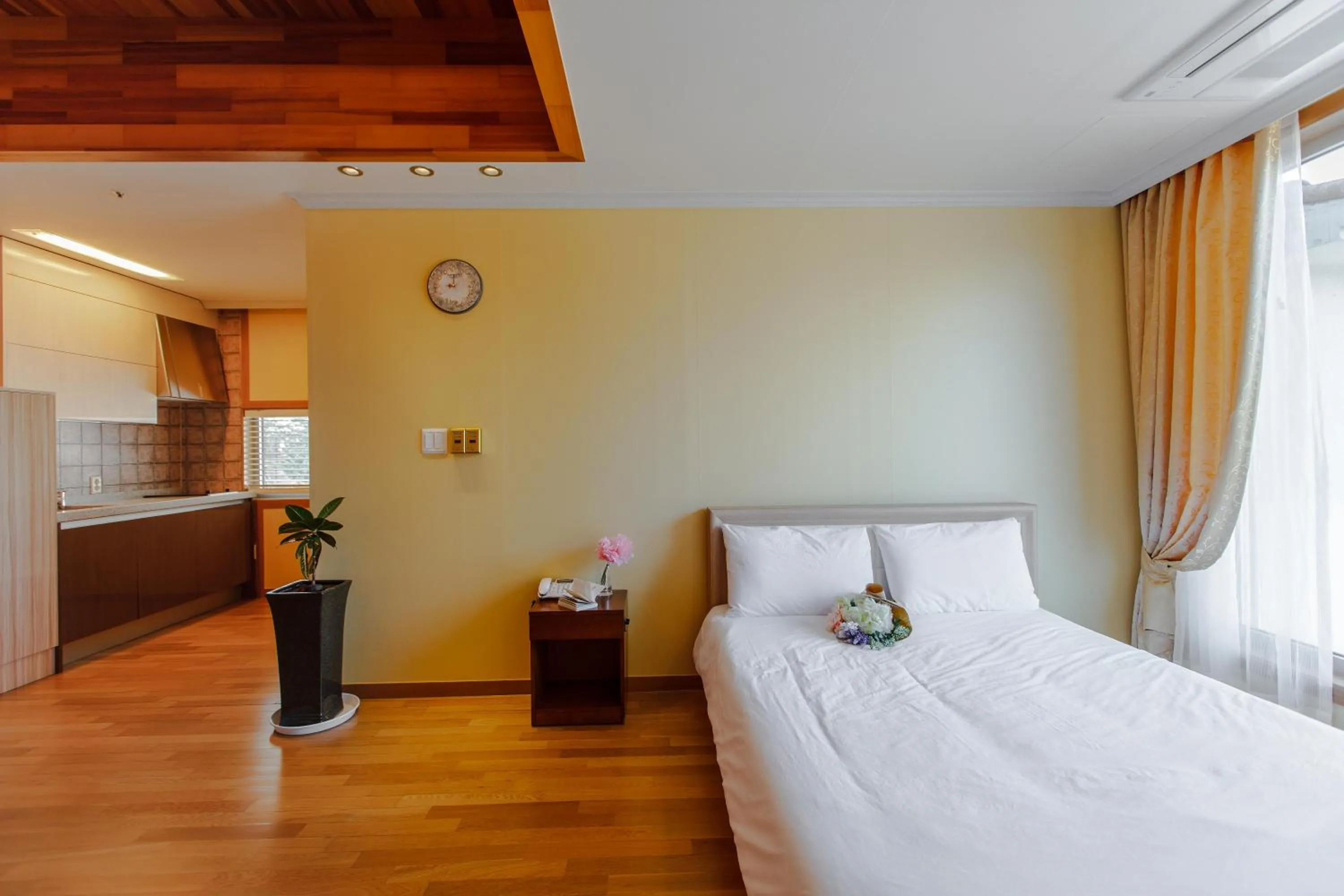 Bedroom, Bed in Harmony Resort