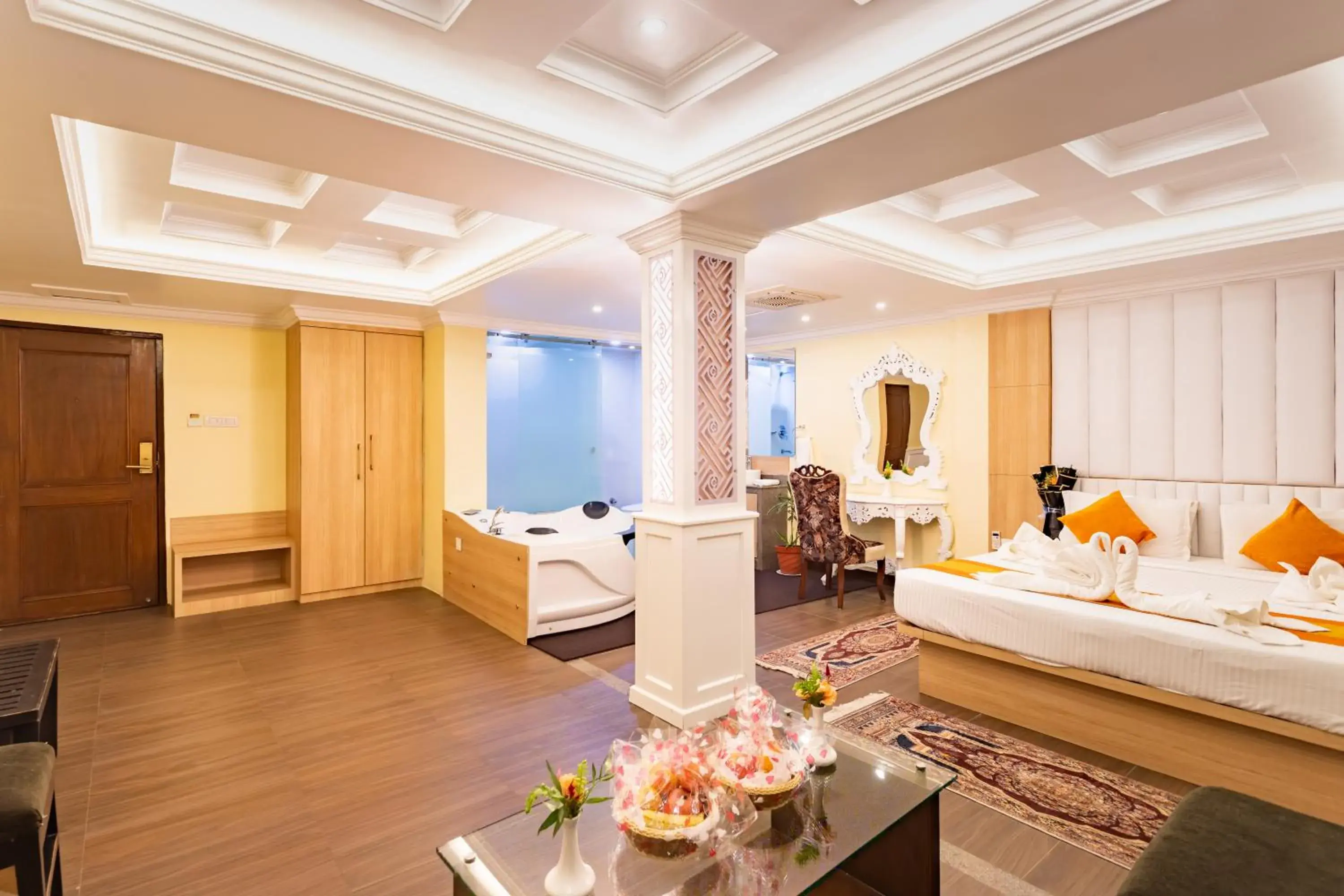 King Studio - single occupancy in Yellow Pagoda Hotel King Studio - single occupancy in Yellow Pagoda Hotel