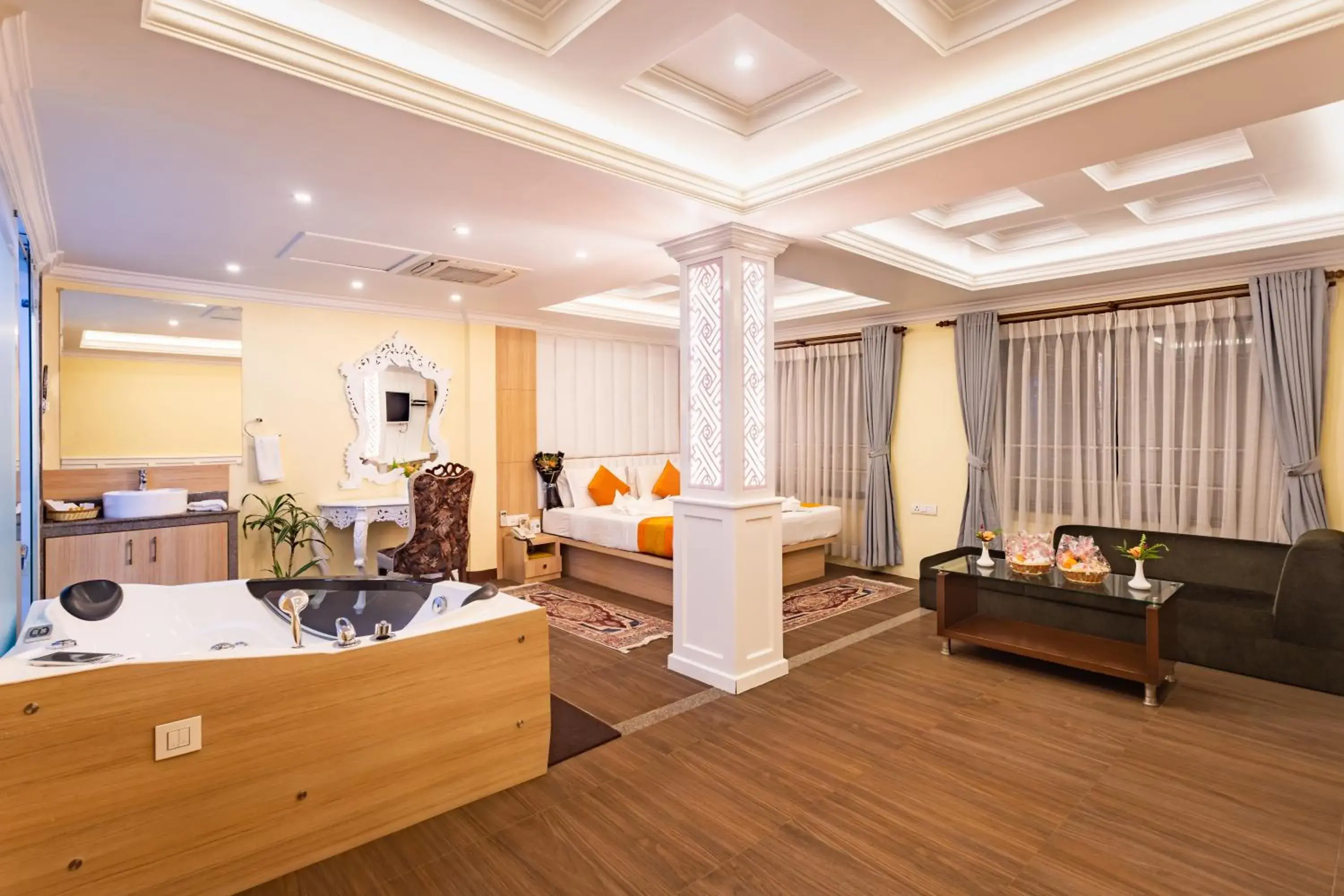 Yellow Pagoda Hotel Yellow Pagoda Hotel