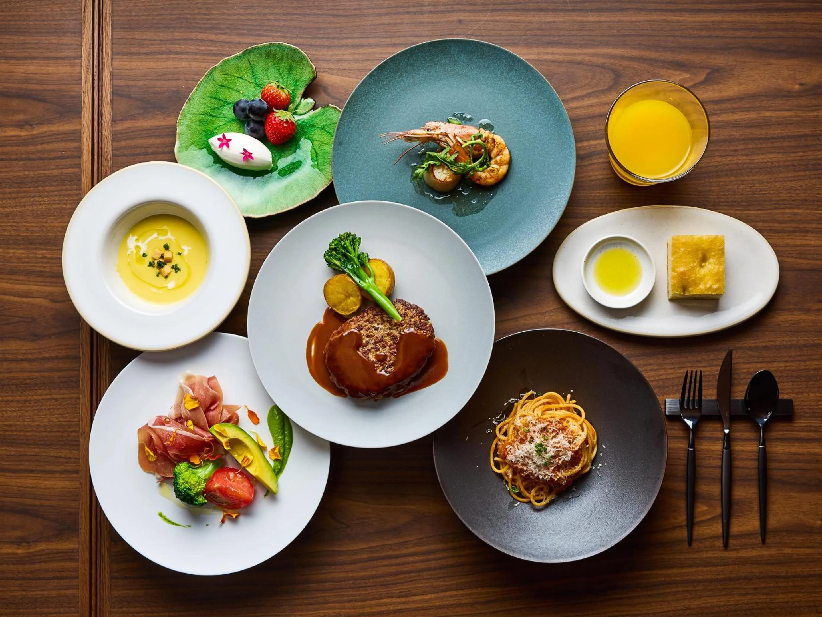 Restaurant/places to eat in Glamday Style Hotel & Resort Kyu-Karuizawa