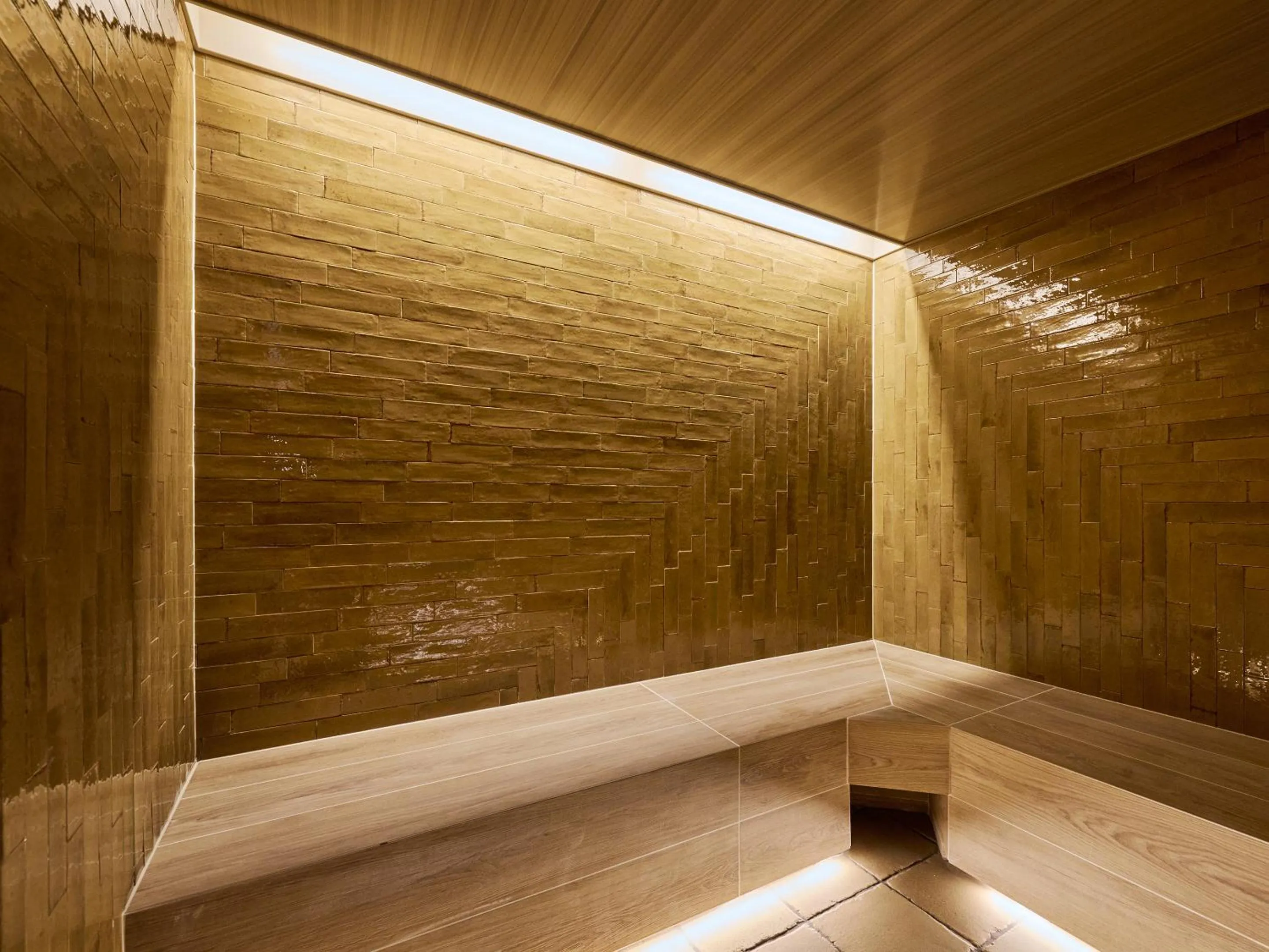 Steam room in Glamday Style Hotel & Resort Kyu-Karuizawa