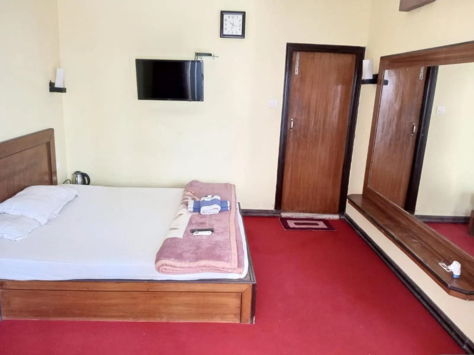 Bed in Hotel Seagull