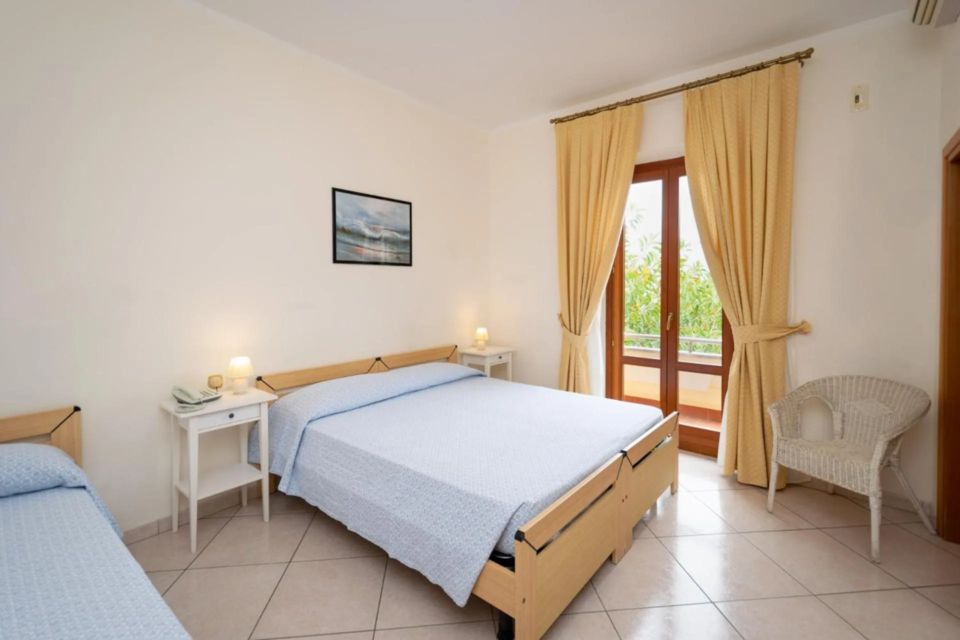 Photo of the whole room, Bed in Hotel Anna