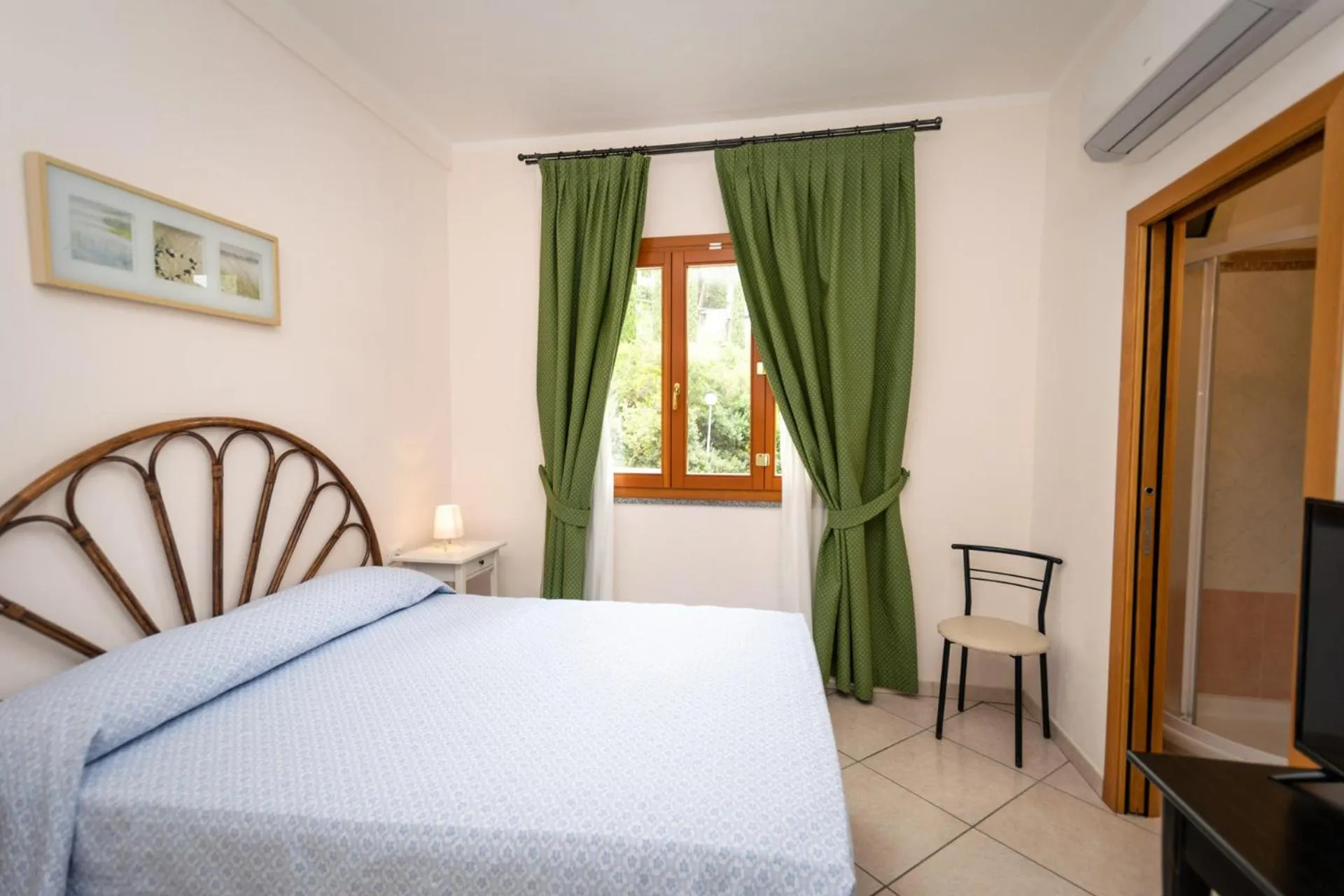 Bedroom, Bed in Hotel Anna