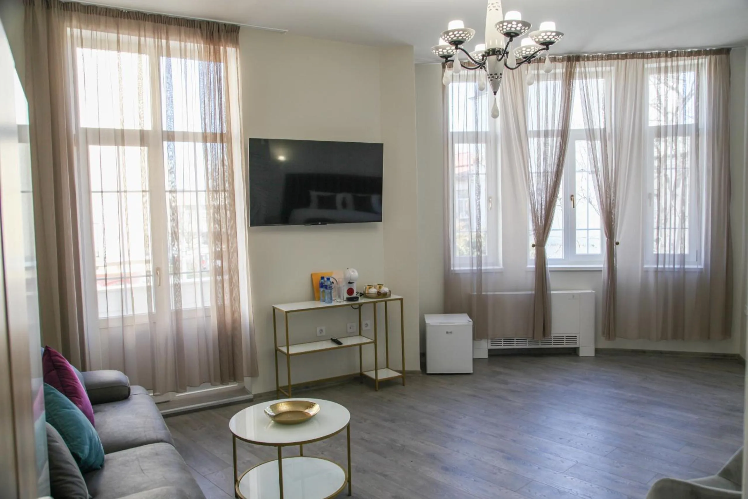 TV and multimedia in Corner House