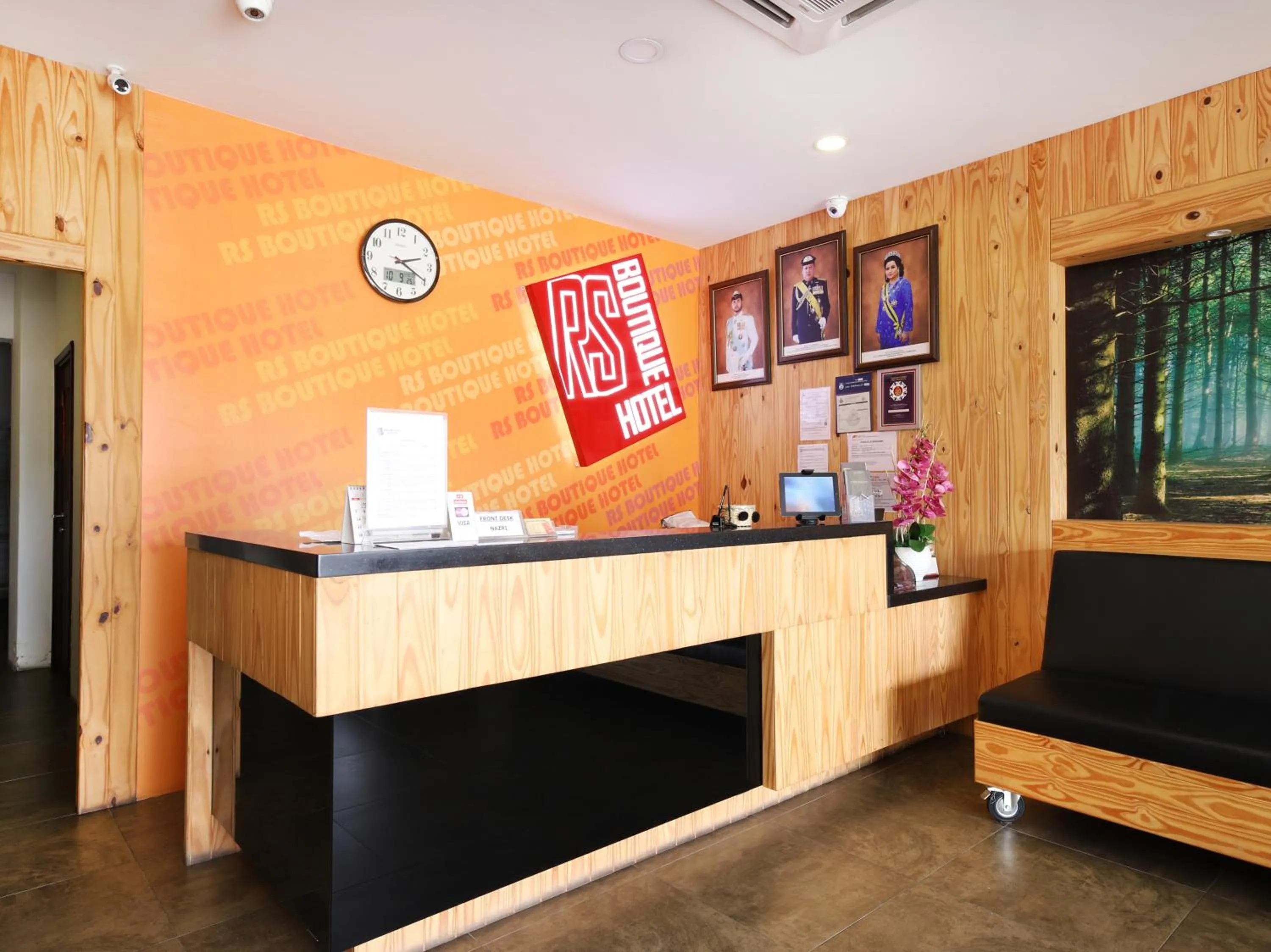 Lobby or reception in RS Boutique Hotel
