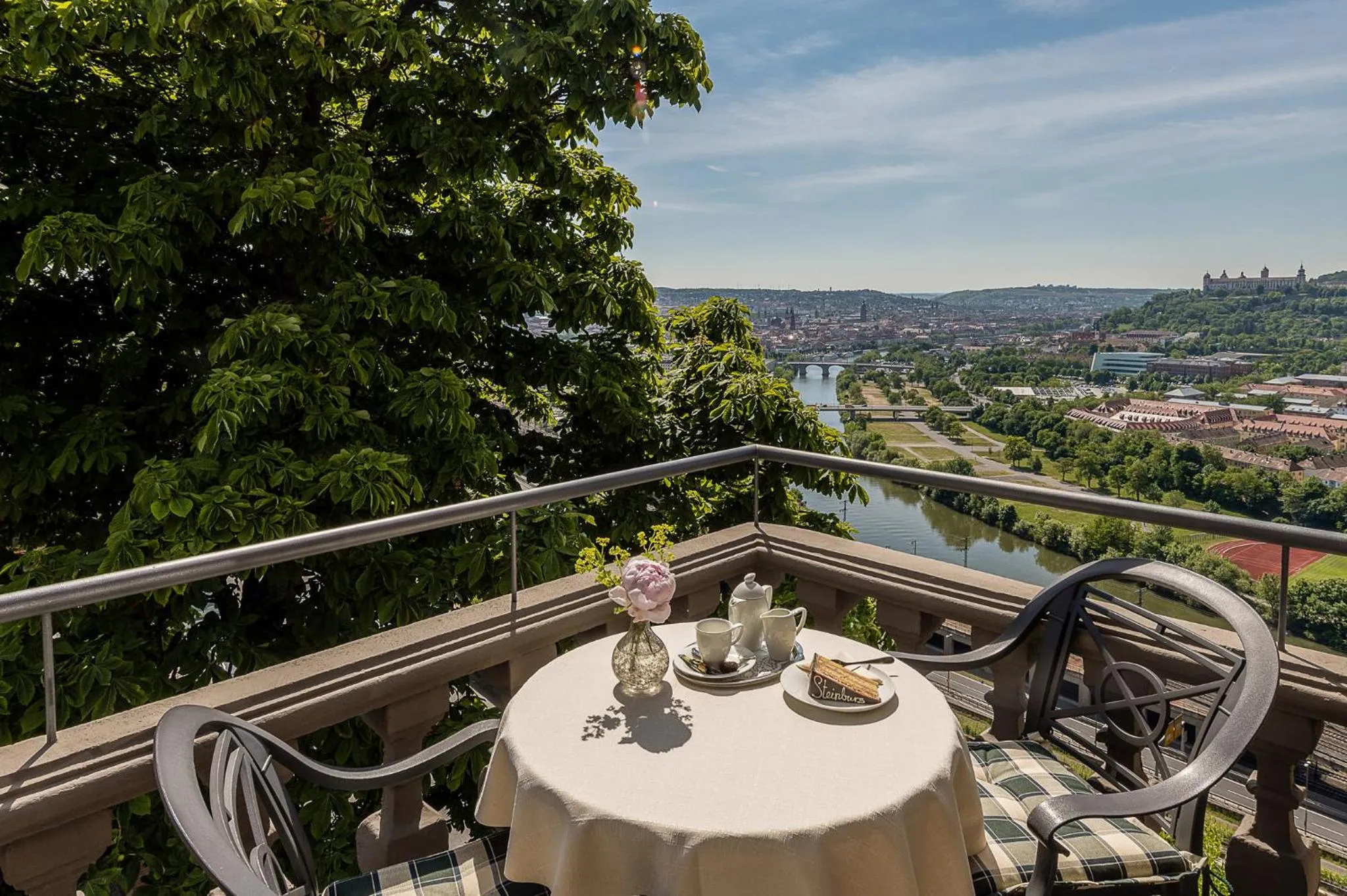Balcony/Terrace in Schlosshotel Steinburg