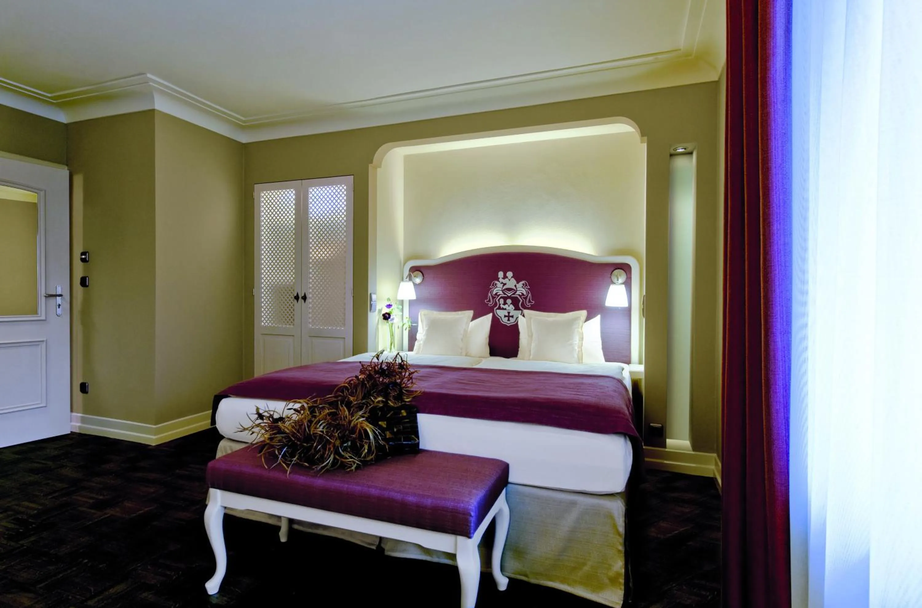 Bed in Schlosshotel Steinburg