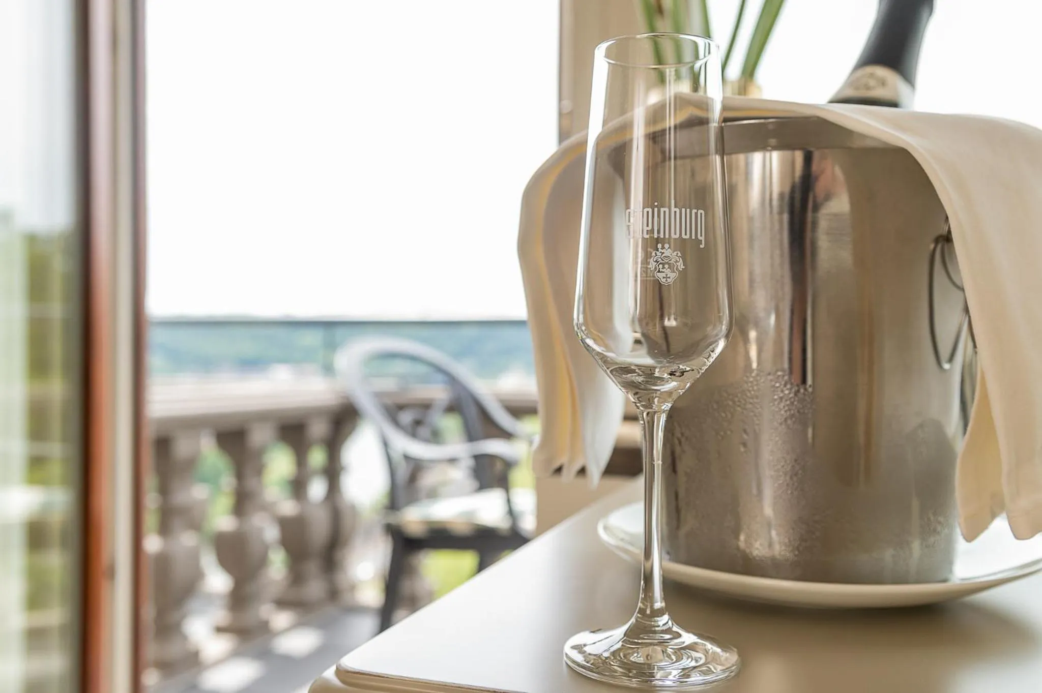 Photo of the whole room in Schlosshotel Steinburg