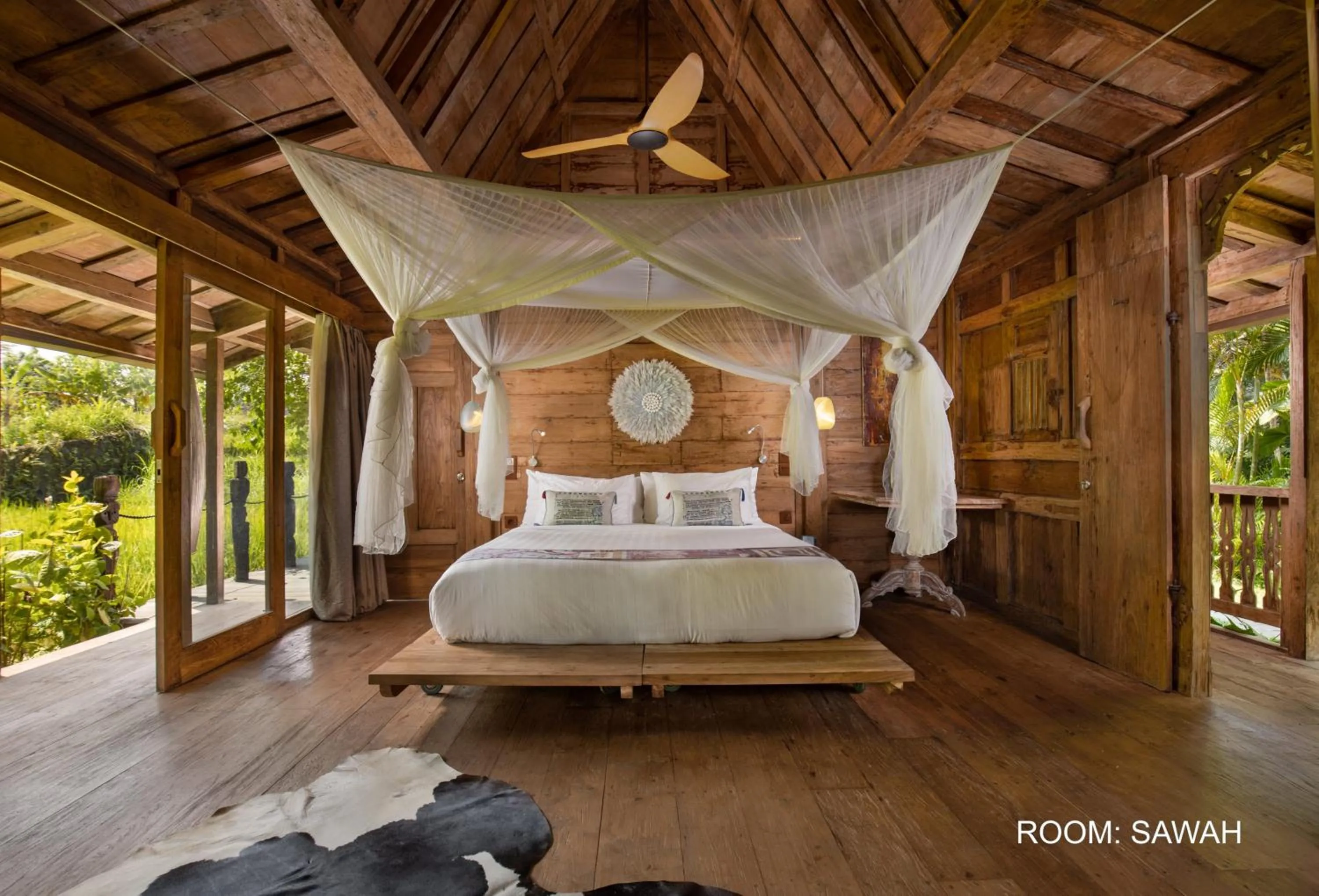 Bed in Blue Karma Dijiwa Ubud