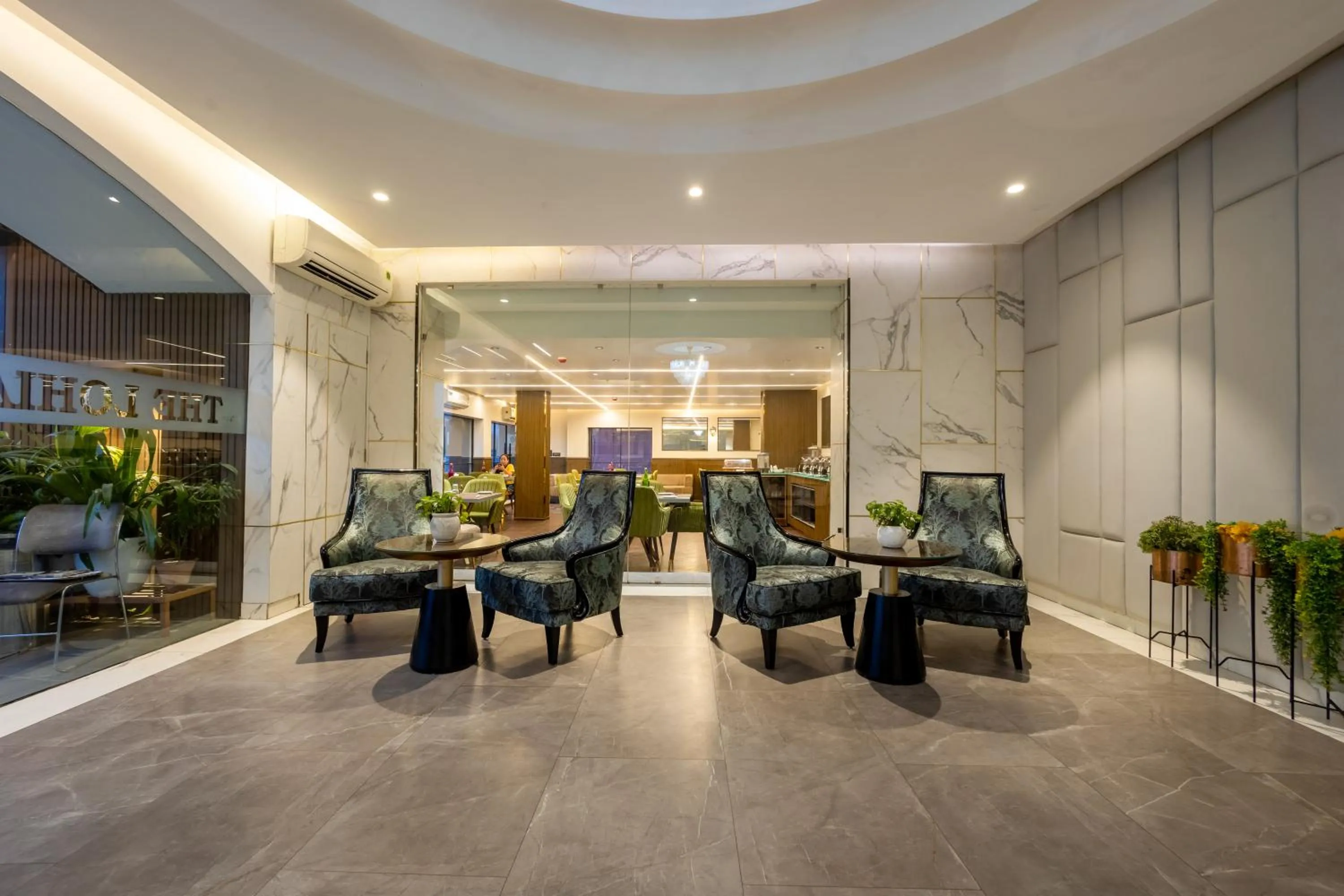 Seating area in Arch The Lohias