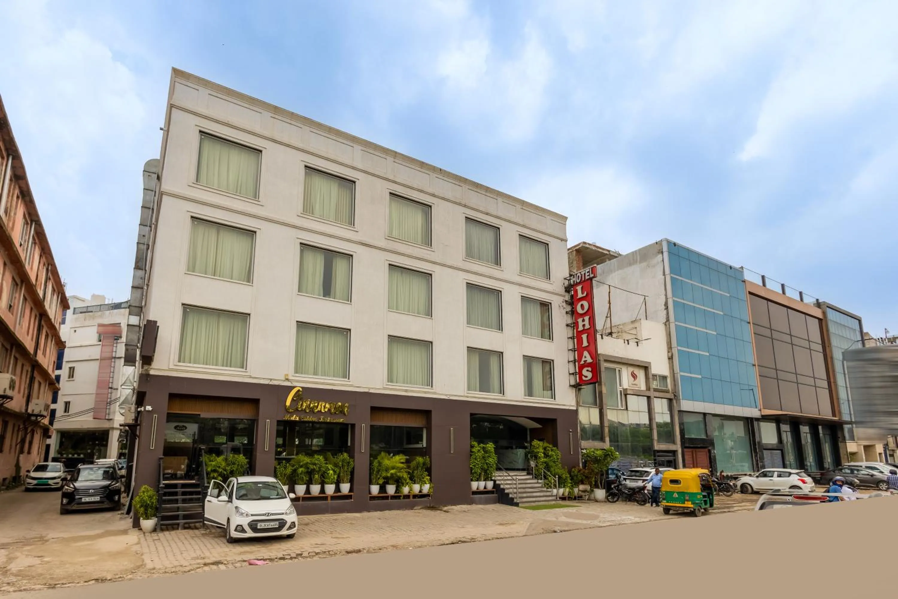 Property building in Arch The Lohias