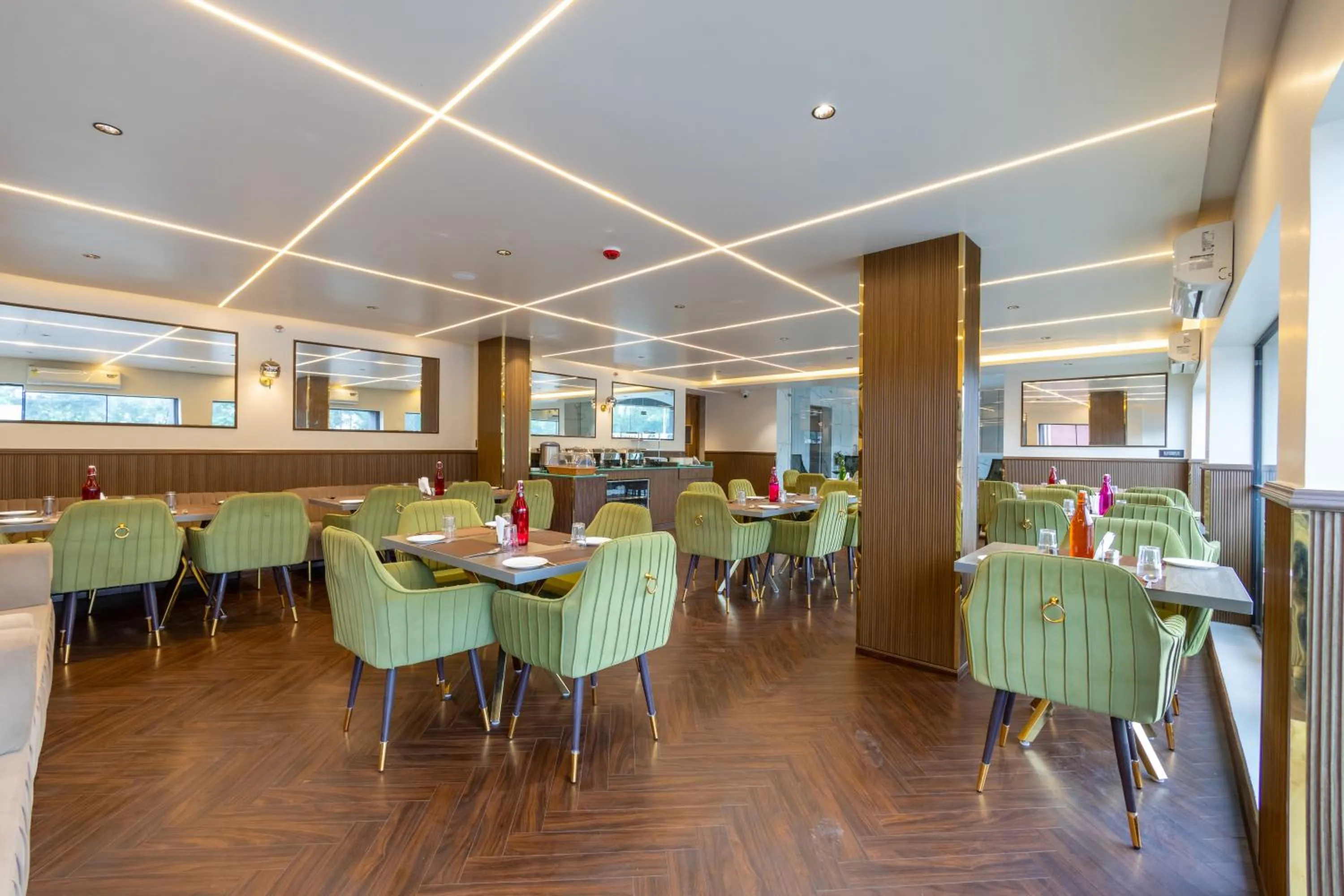 Restaurant/places to eat in Arch The Lohias