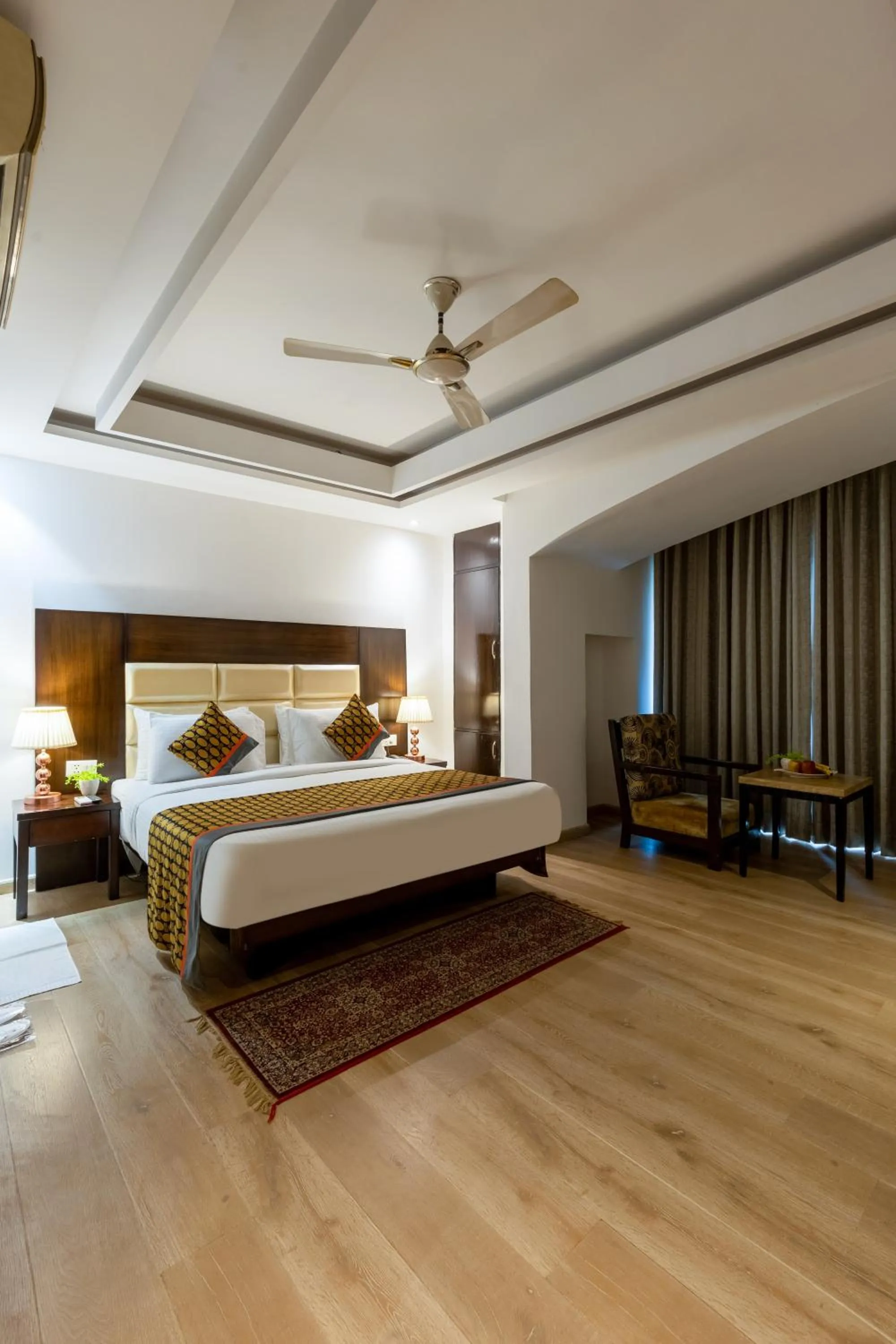 Bed in Arch The Lohias