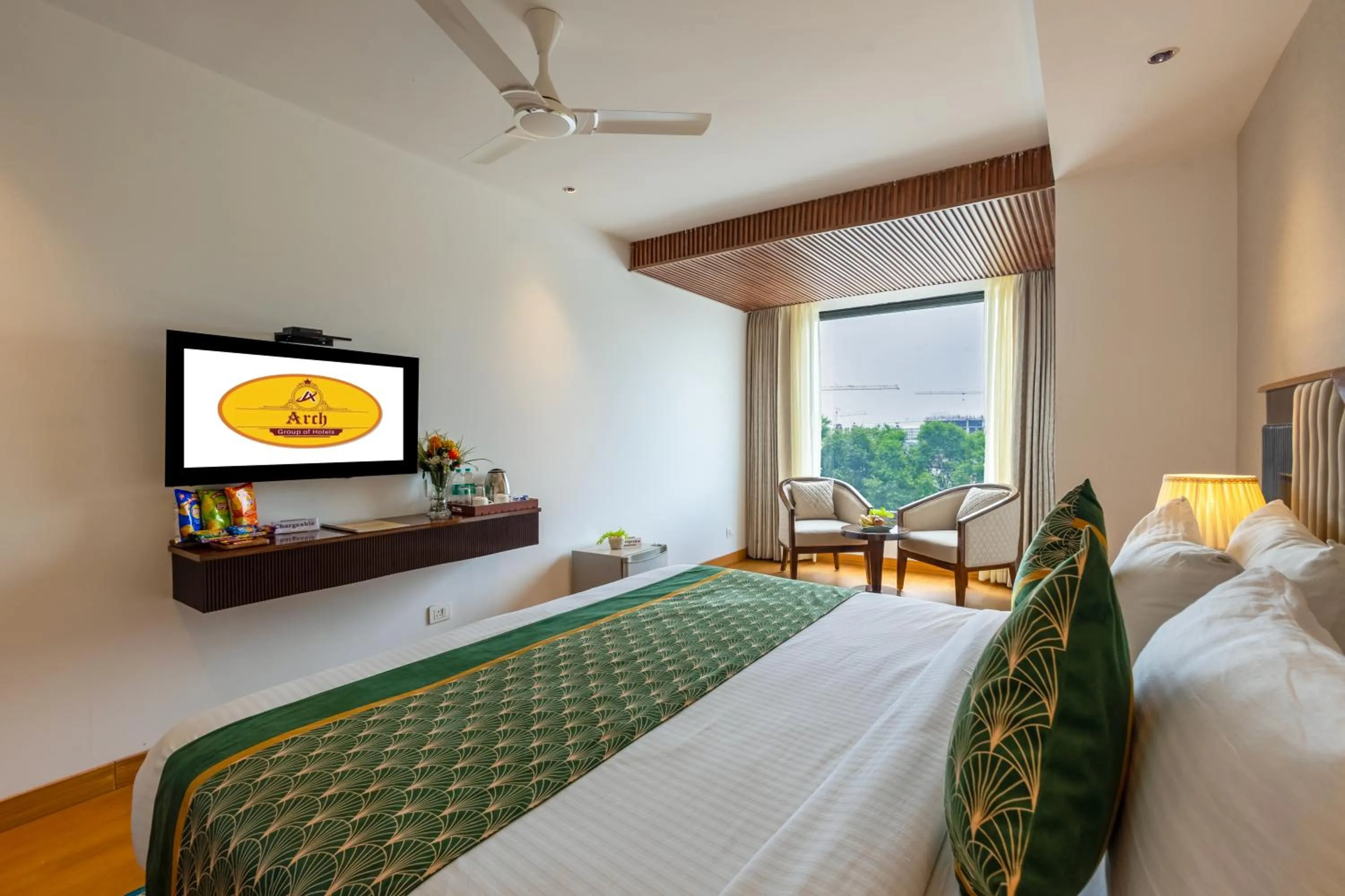 Bed in Arch The Lohias