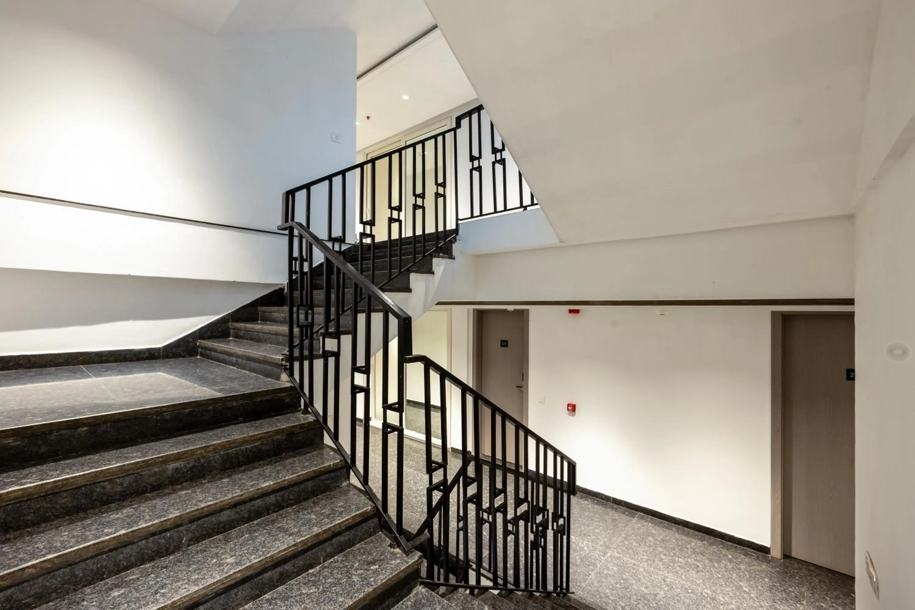 Area and facilities in Arch The Lohias