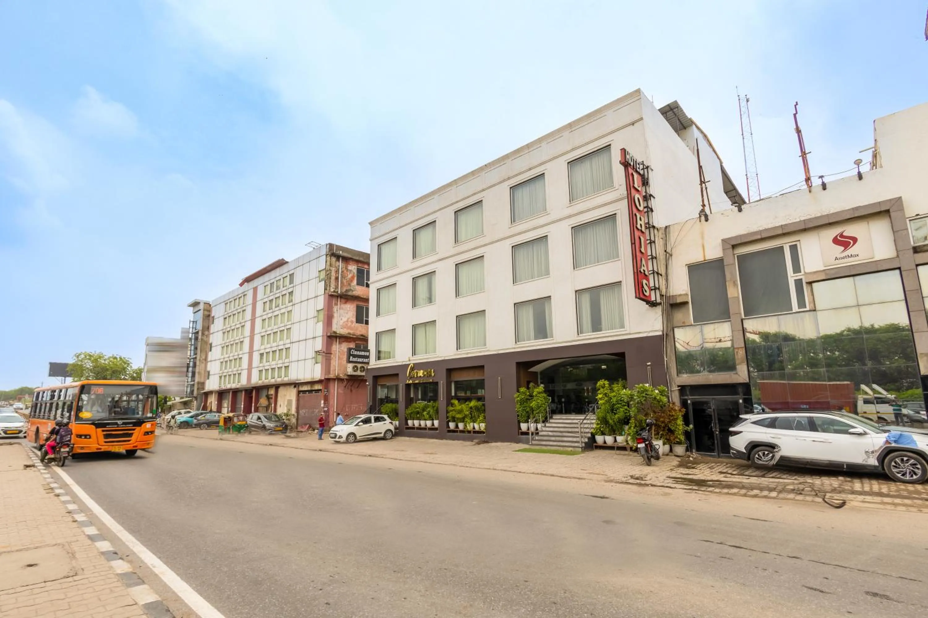 Property building in Arch The Lohias