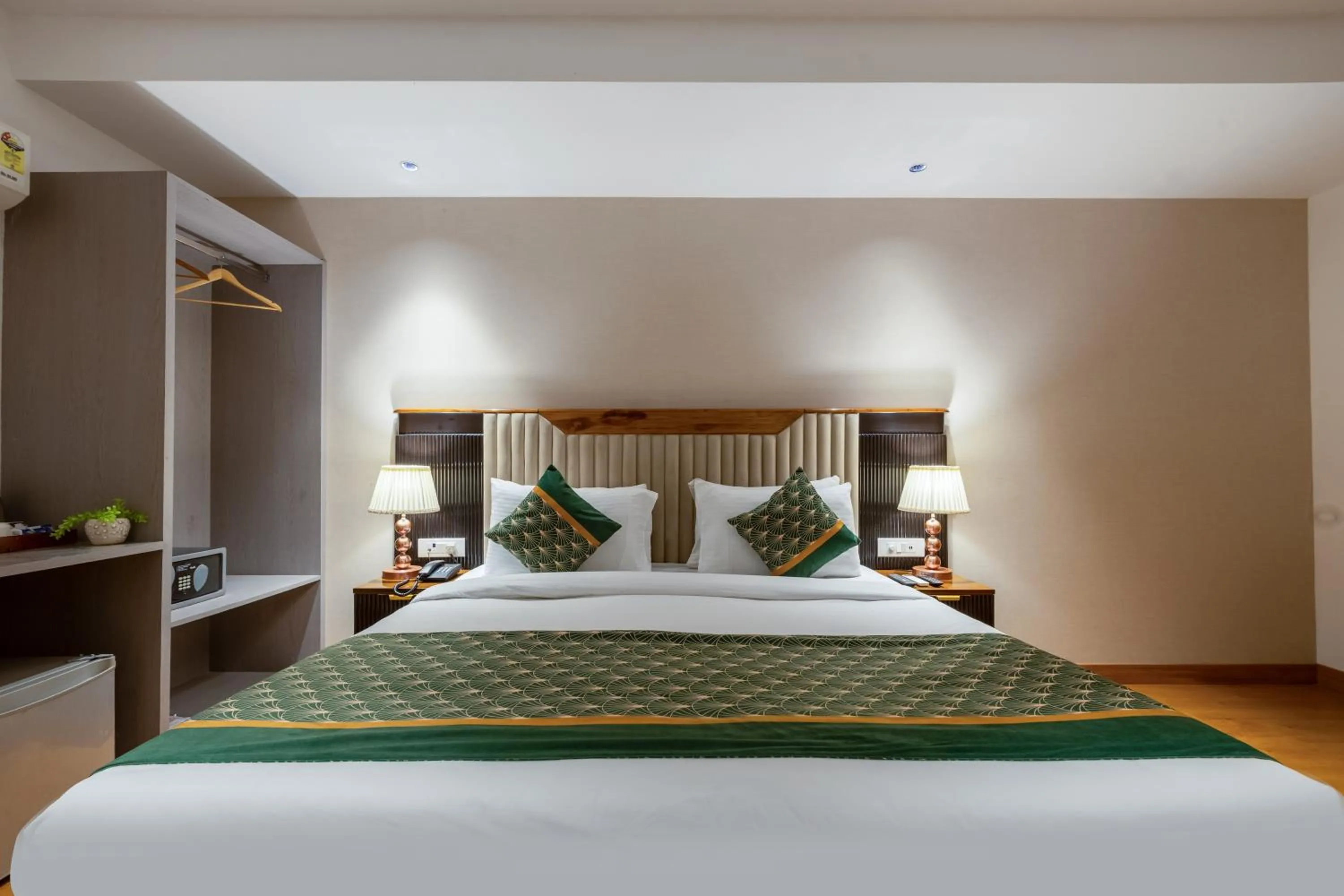 Bed in Arch The Lohias