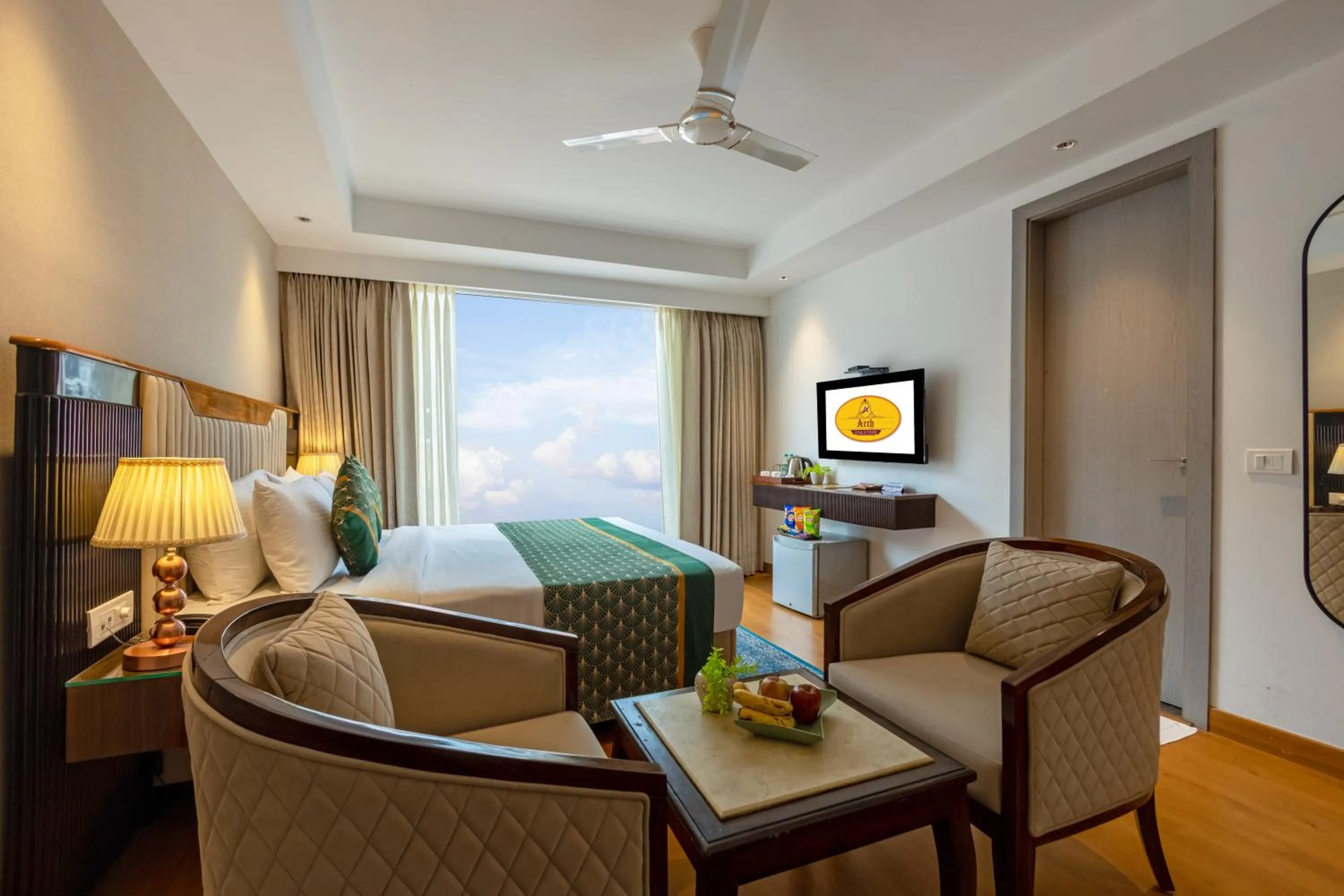 Bed in Arch The Lohias