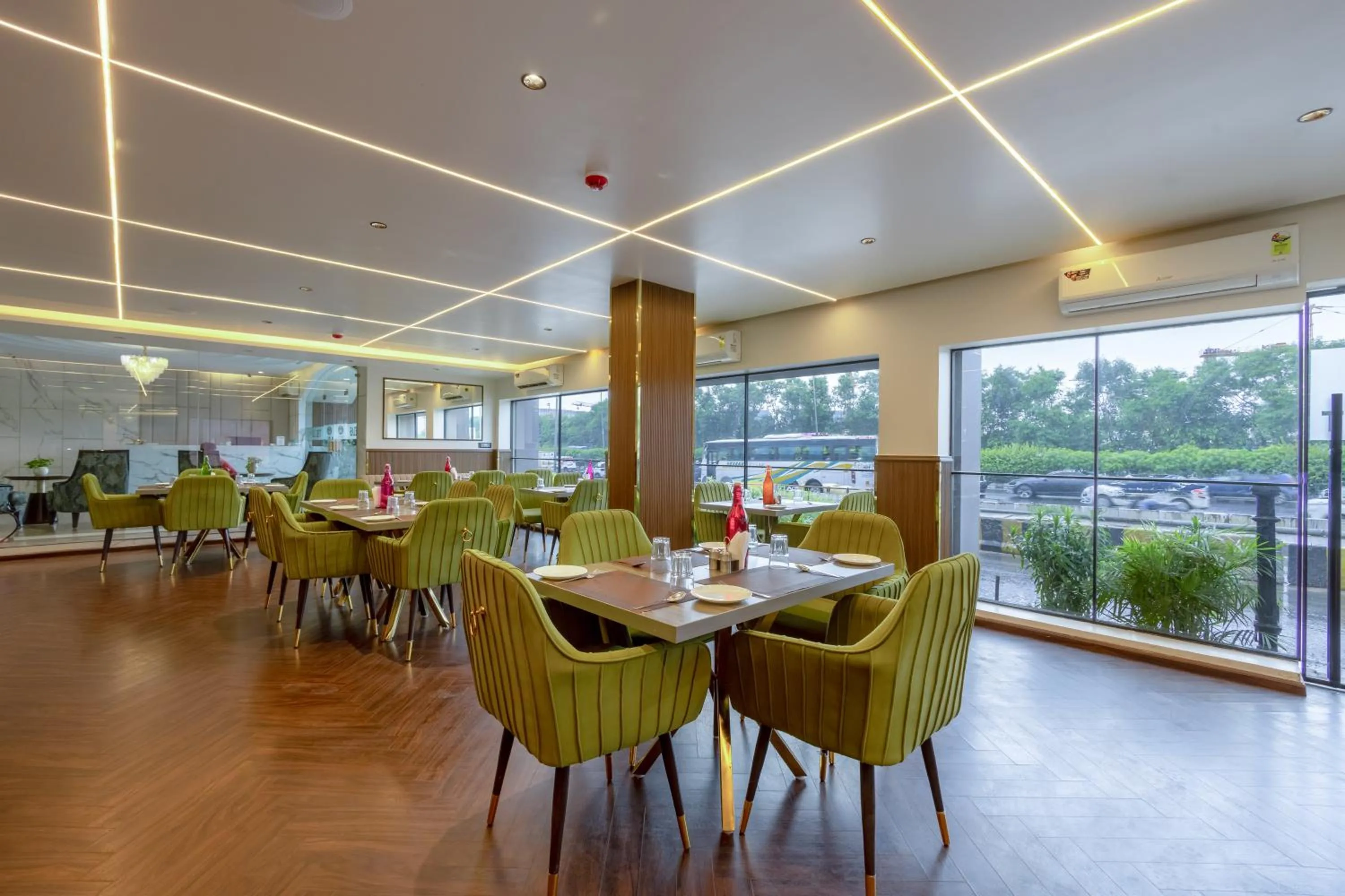 Restaurant/places to eat in Arch The Lohias