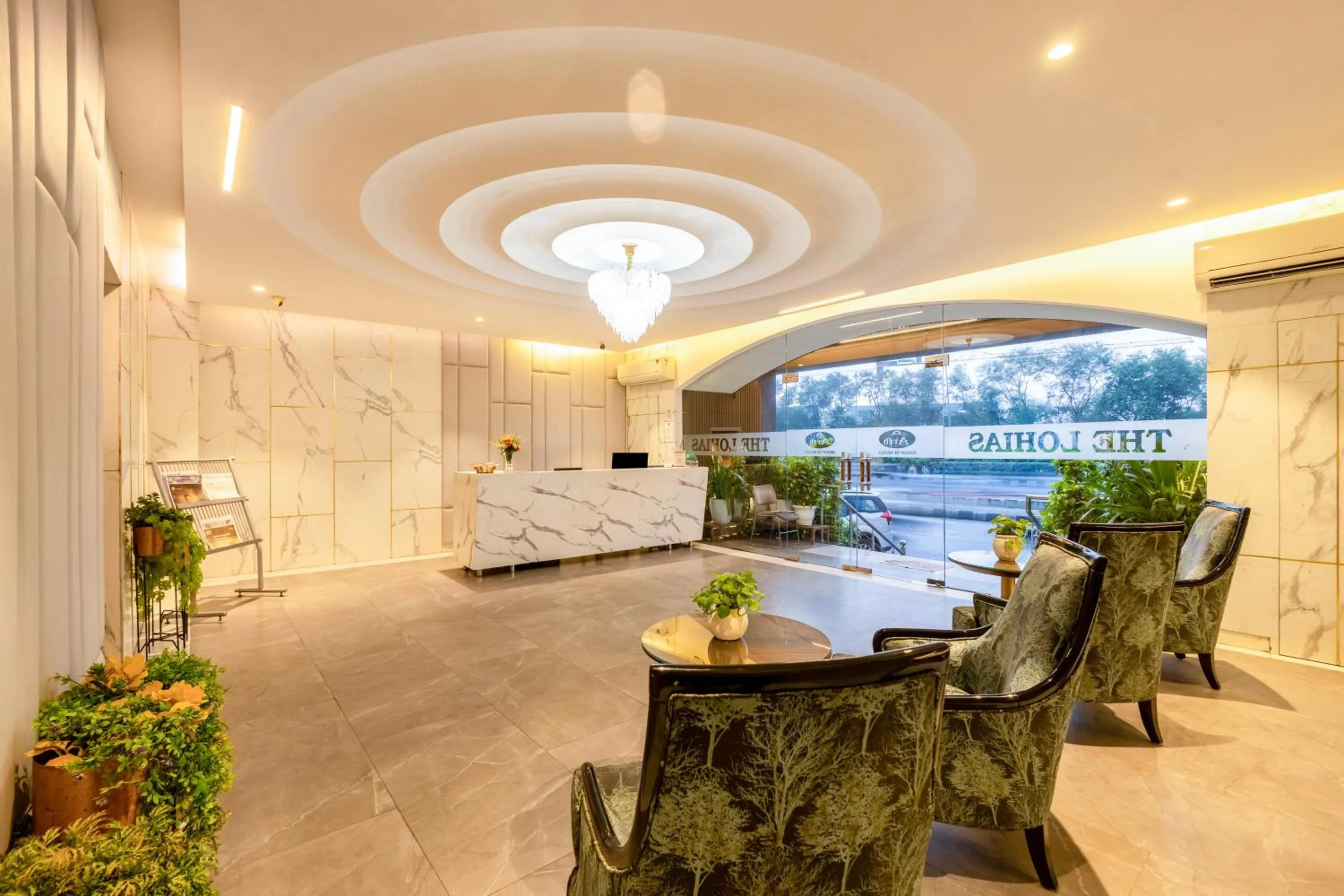 Seating area in Arch The Lohias