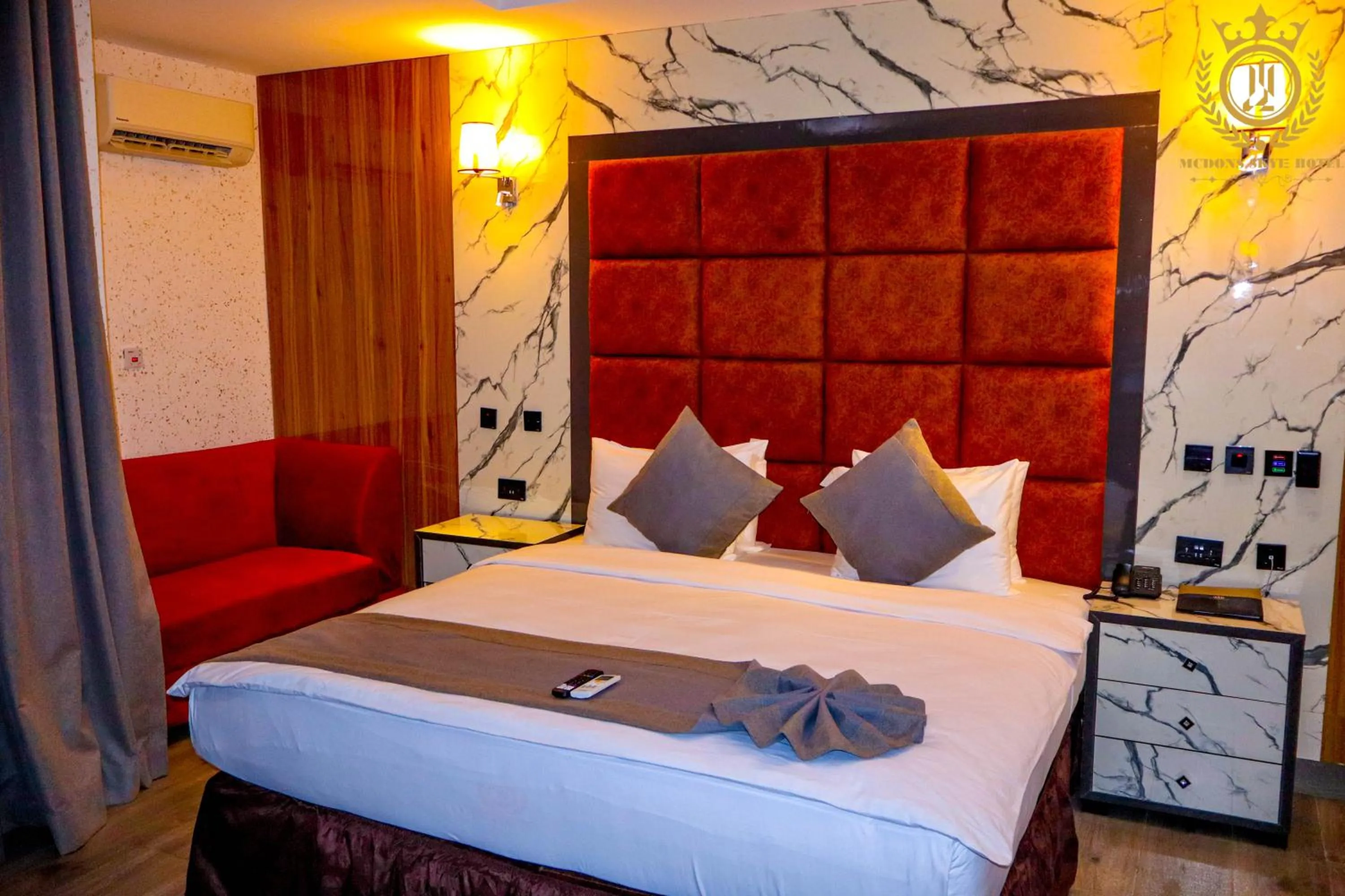 Bed in Mcdons Skye Hotel