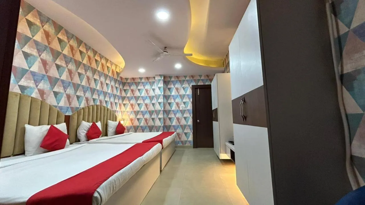 Photo of the whole room in Hotel Sahu Near Kashi Vishwanath Temple Gate