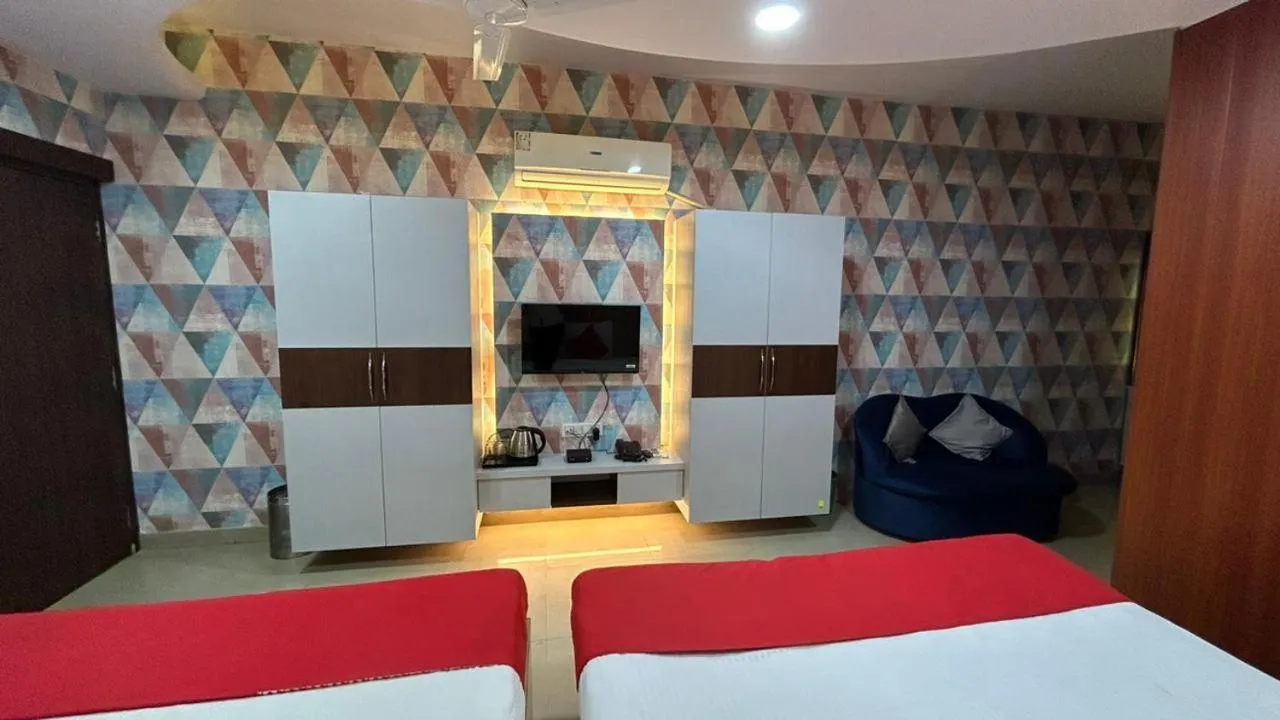 Photo of the whole room in Hotel Sahu Near Kashi Vishwanath Temple Gate