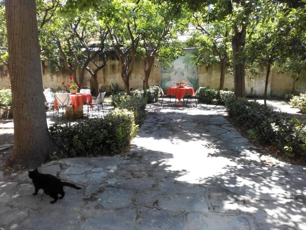 Garden in B&b l'Orangerie D'epoque