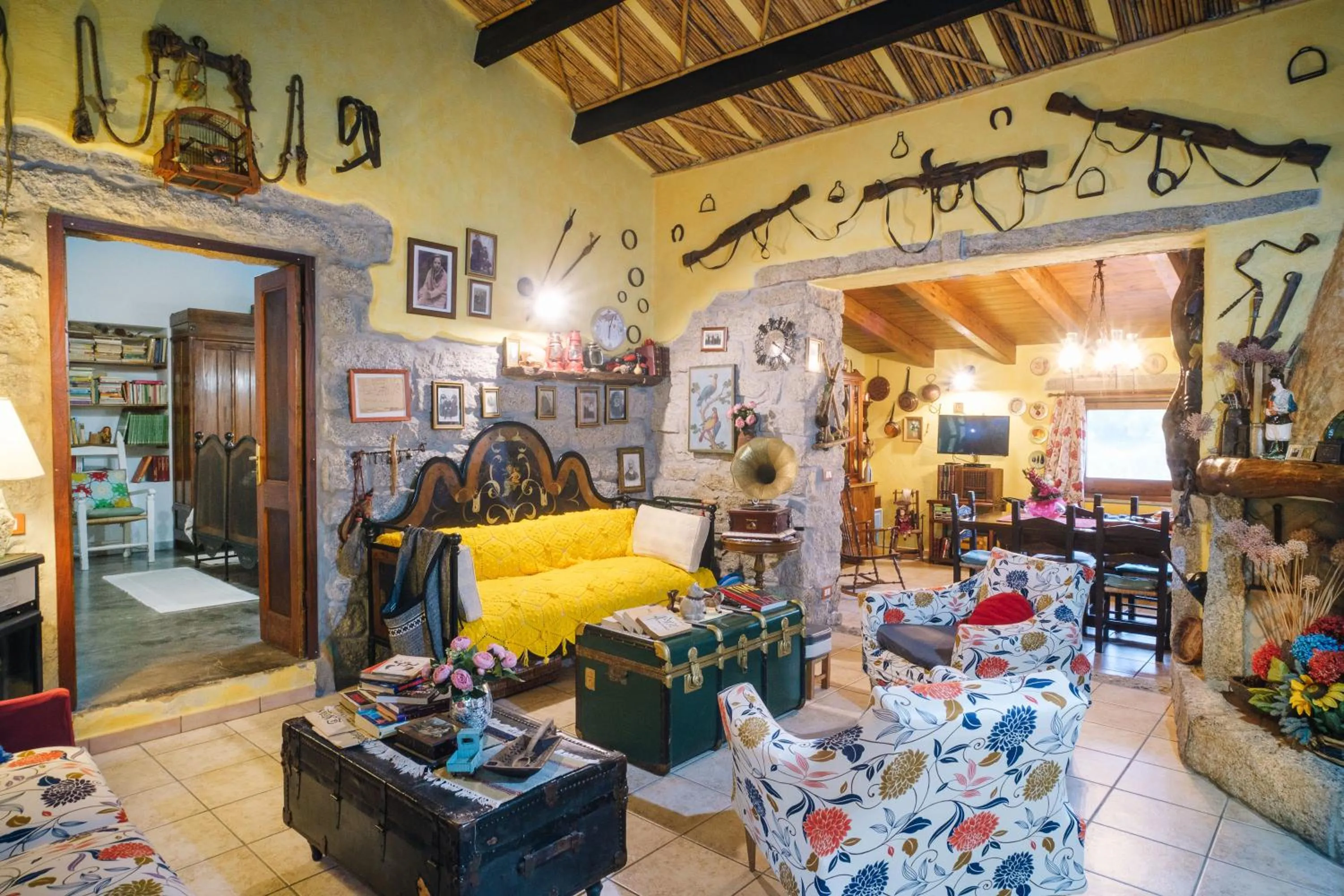 Communal lounge/ TV room in B&B San Michele