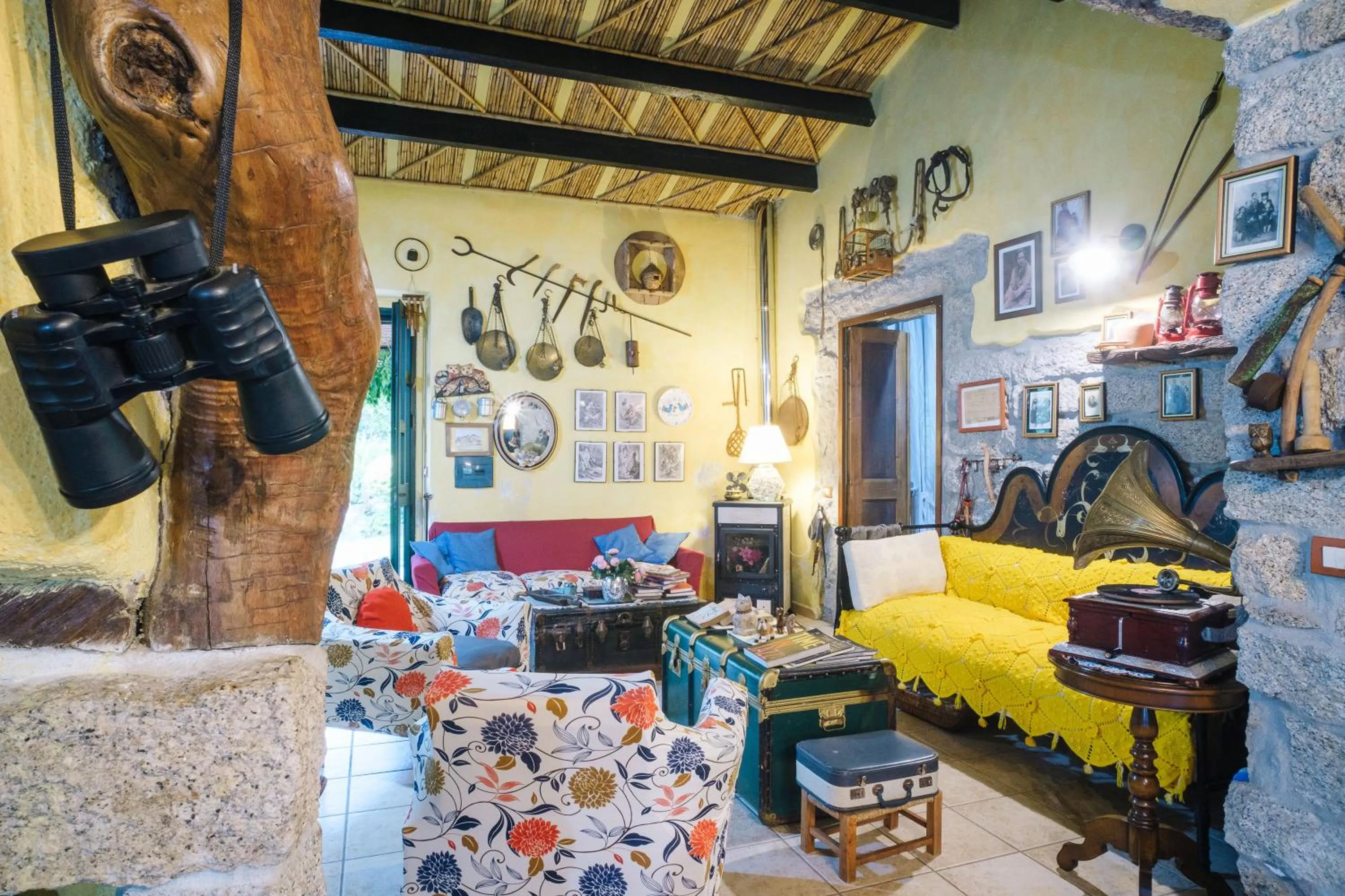 Communal lounge/ TV room in B&B San Michele