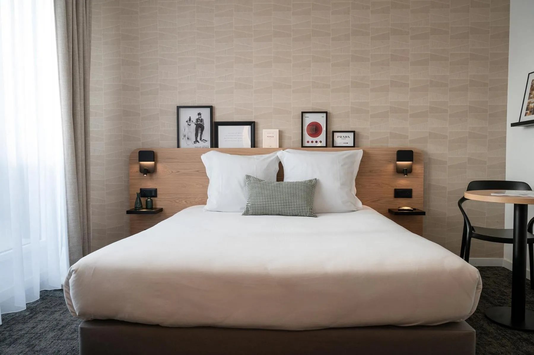 Bed in Nemea Appart Hotel La Boetie Bordeaux Pessac