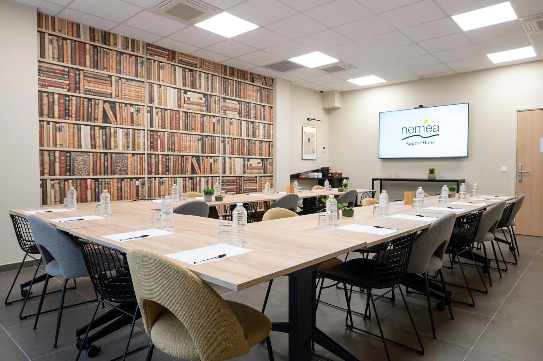 Meeting/conference room in Nemea Appart Hotel La Boetie Bordeaux Pessac