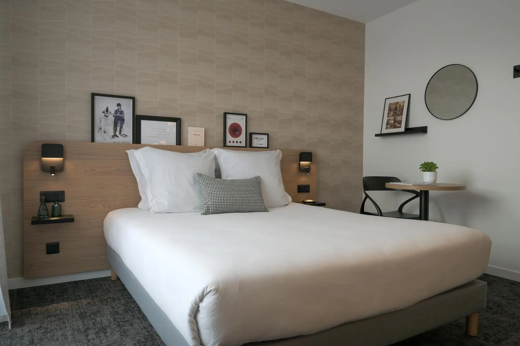 Bed in Nemea Appart Hotel La Boetie Bordeaux Pessac