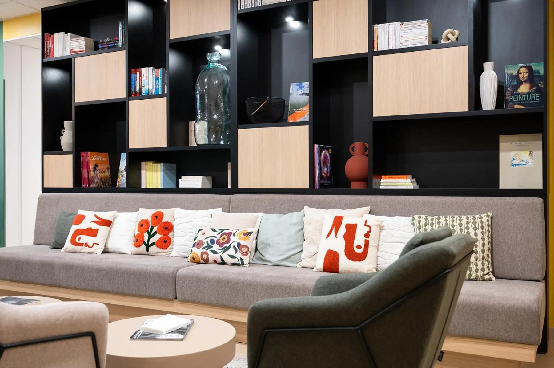 Facade/entrance in Nemea Appart Hotel La Boetie Bordeaux Pessac