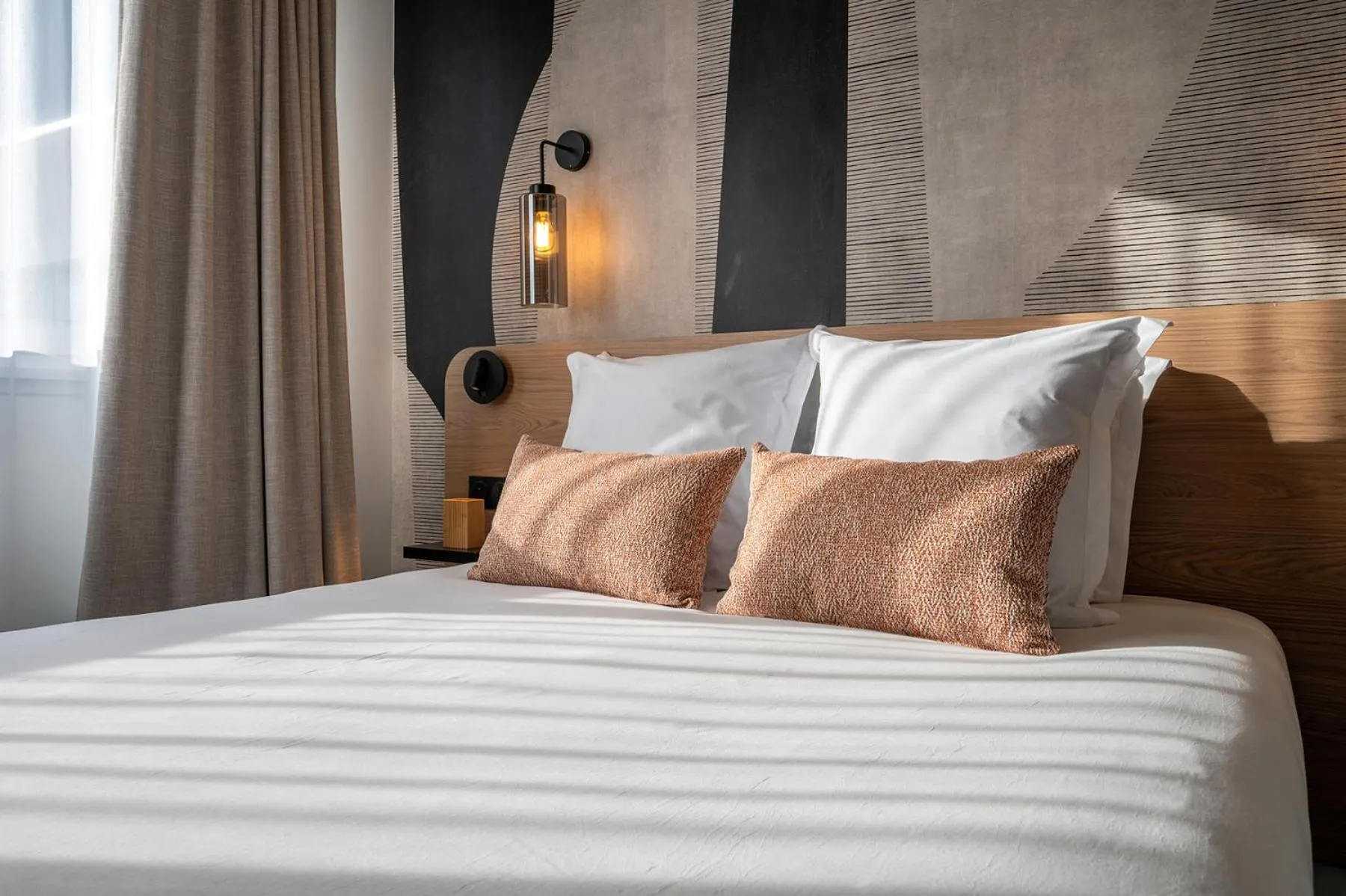 Bed in Nemea Appart Hotel Coeur Europe Strasbourg Illkirch