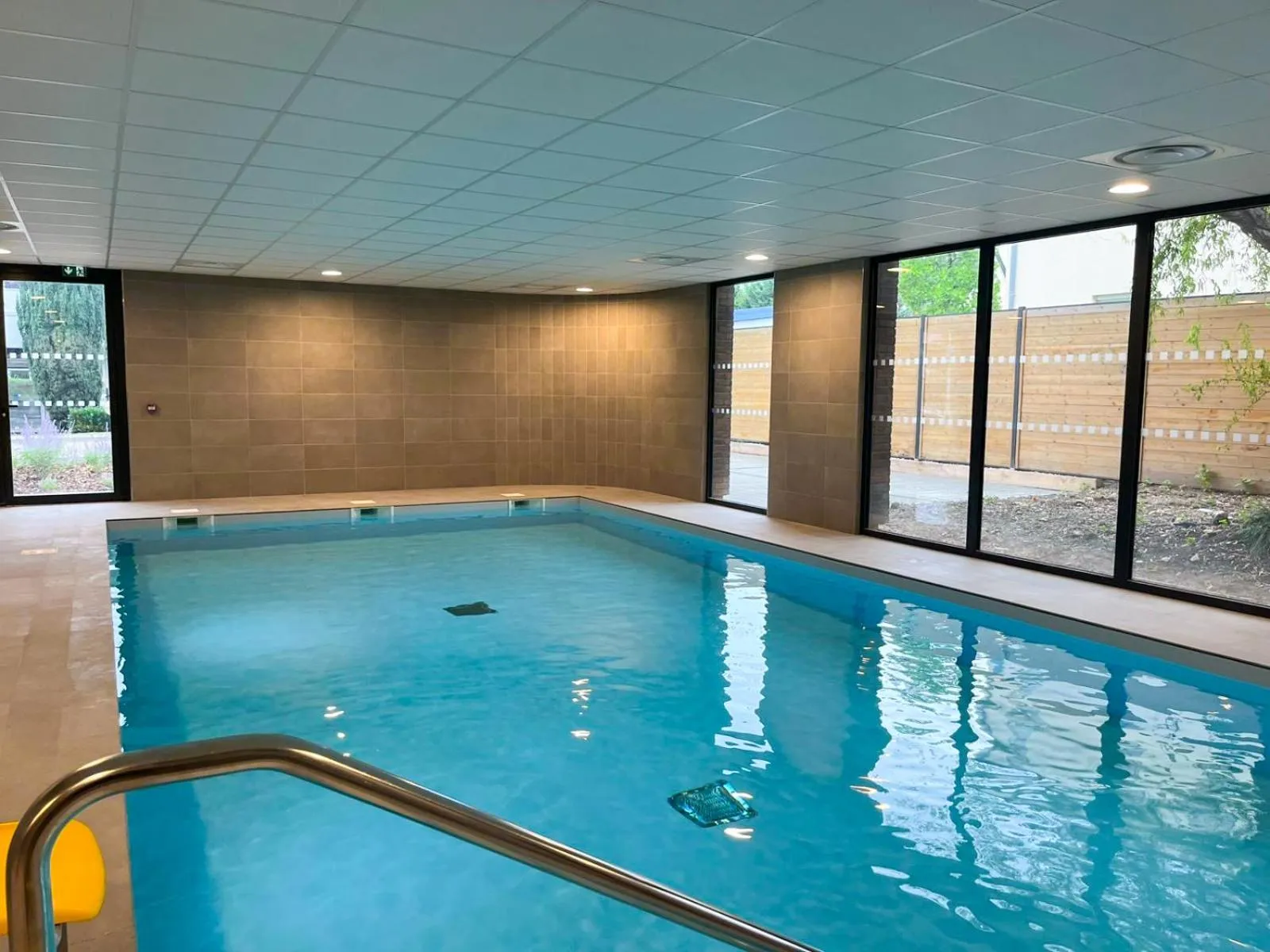 Swimming pool in Nemea Appart Hotel Coeur Europe Strasbourg Illkirch